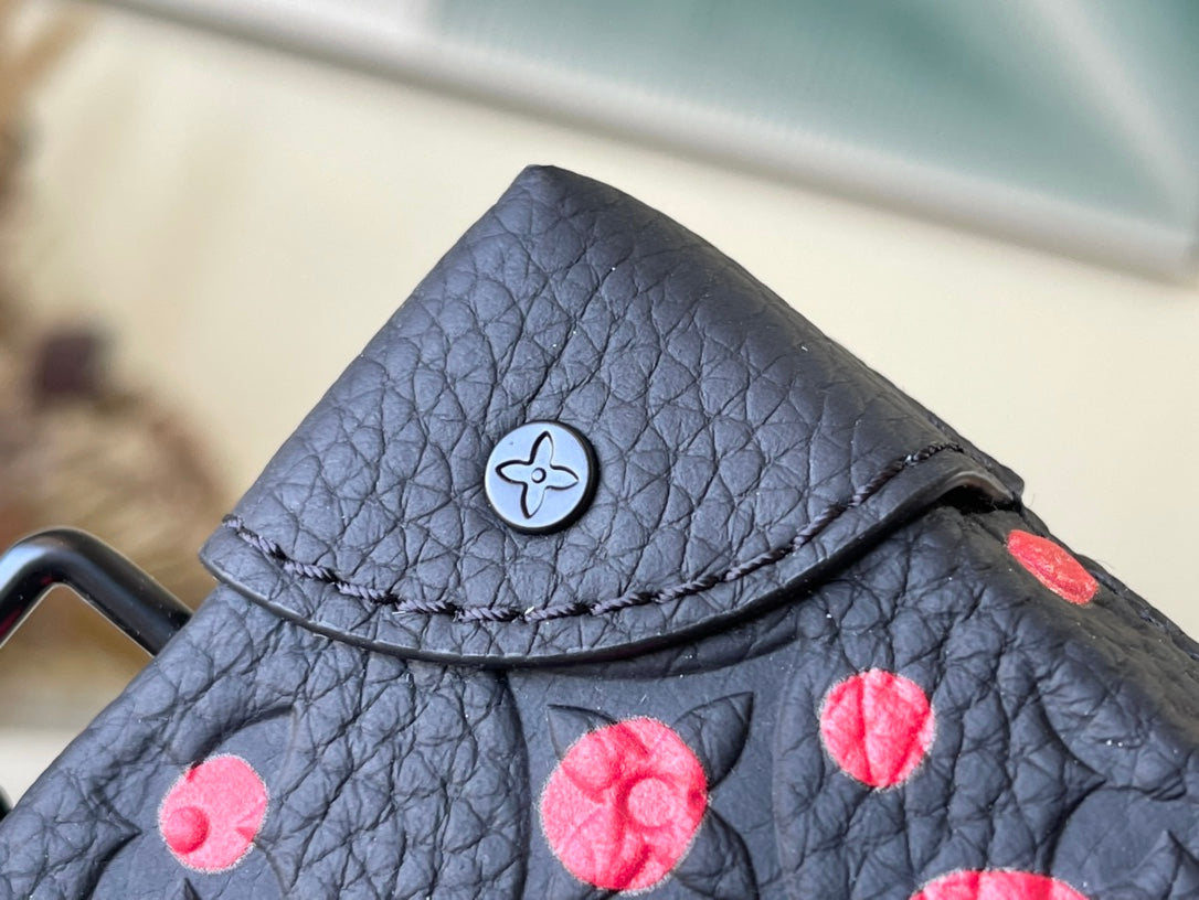 M81905 路L家-Handle Soft Trunk 手袋