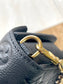 M82637 路L家-Wallet On Chain Metis 斜跨包 黑色全皮壓花