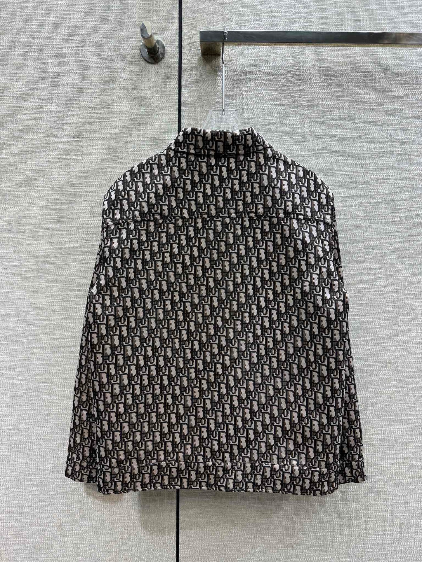 迪D家-2403 經典老花logo夾克外套 棕色