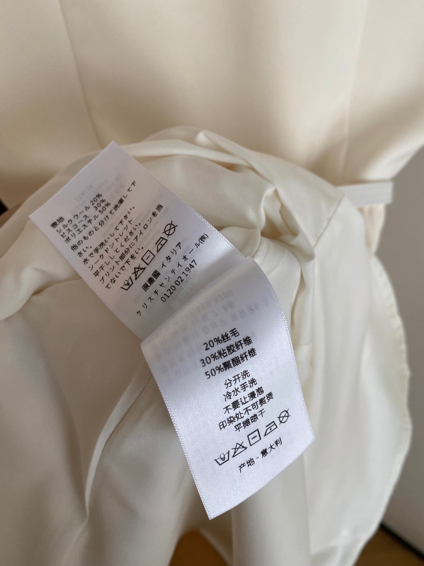 迪D家-2403 24SS春夏翻領金屬珍珠排扣收腰皮帶連身裙