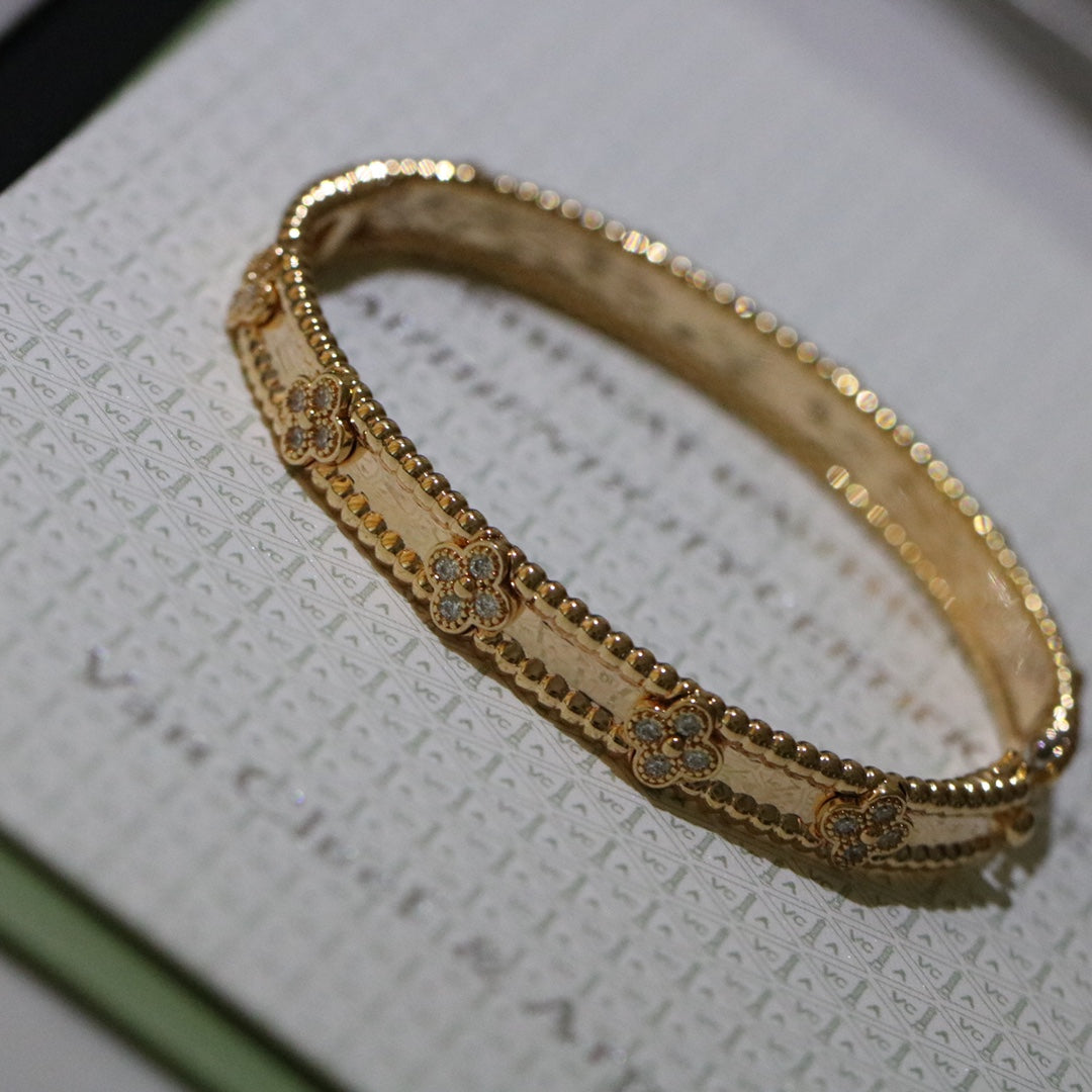 梵V克-手環005