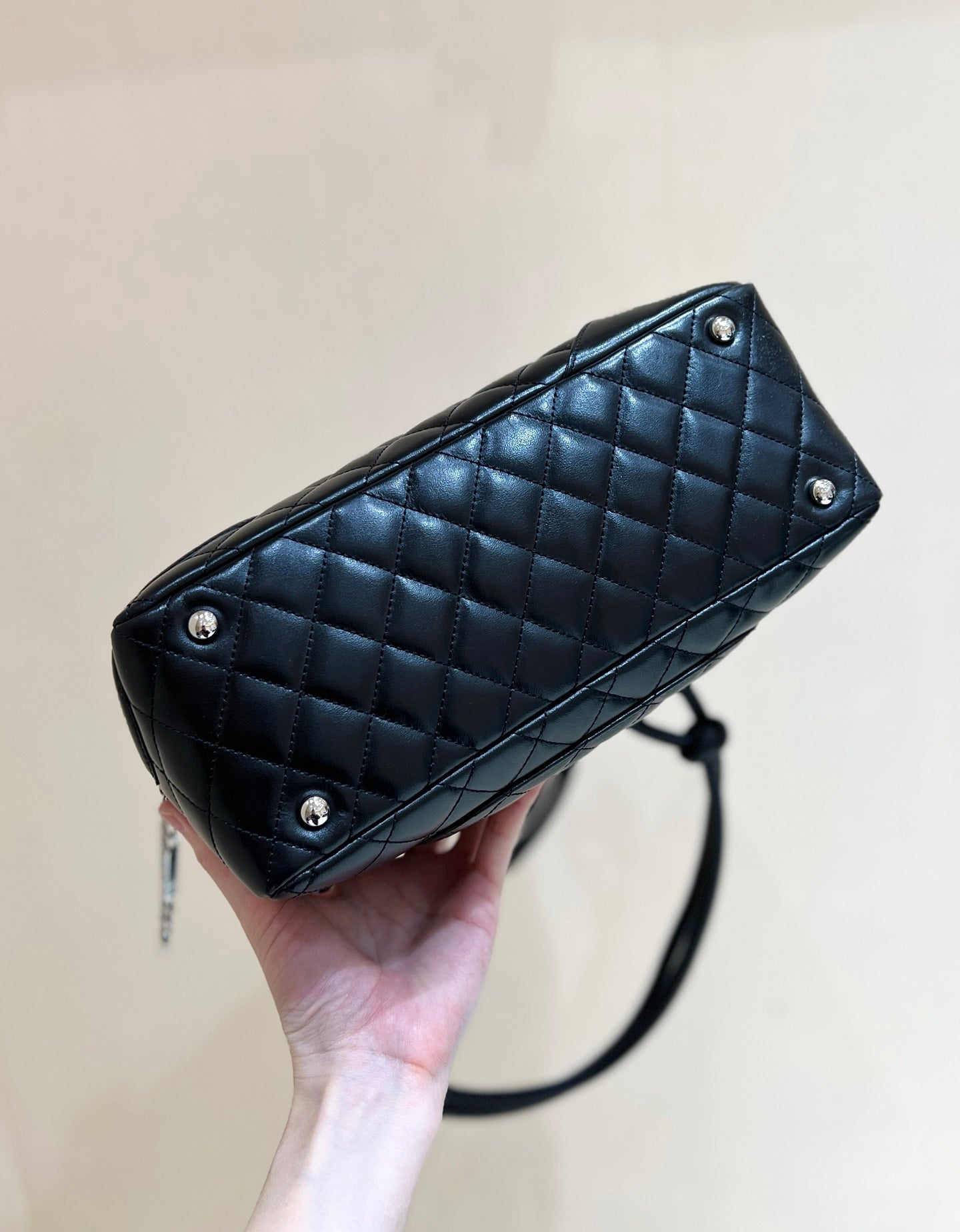 小香家-經典萬年款中古康鵬大號枕頭包(黑色LOGO)