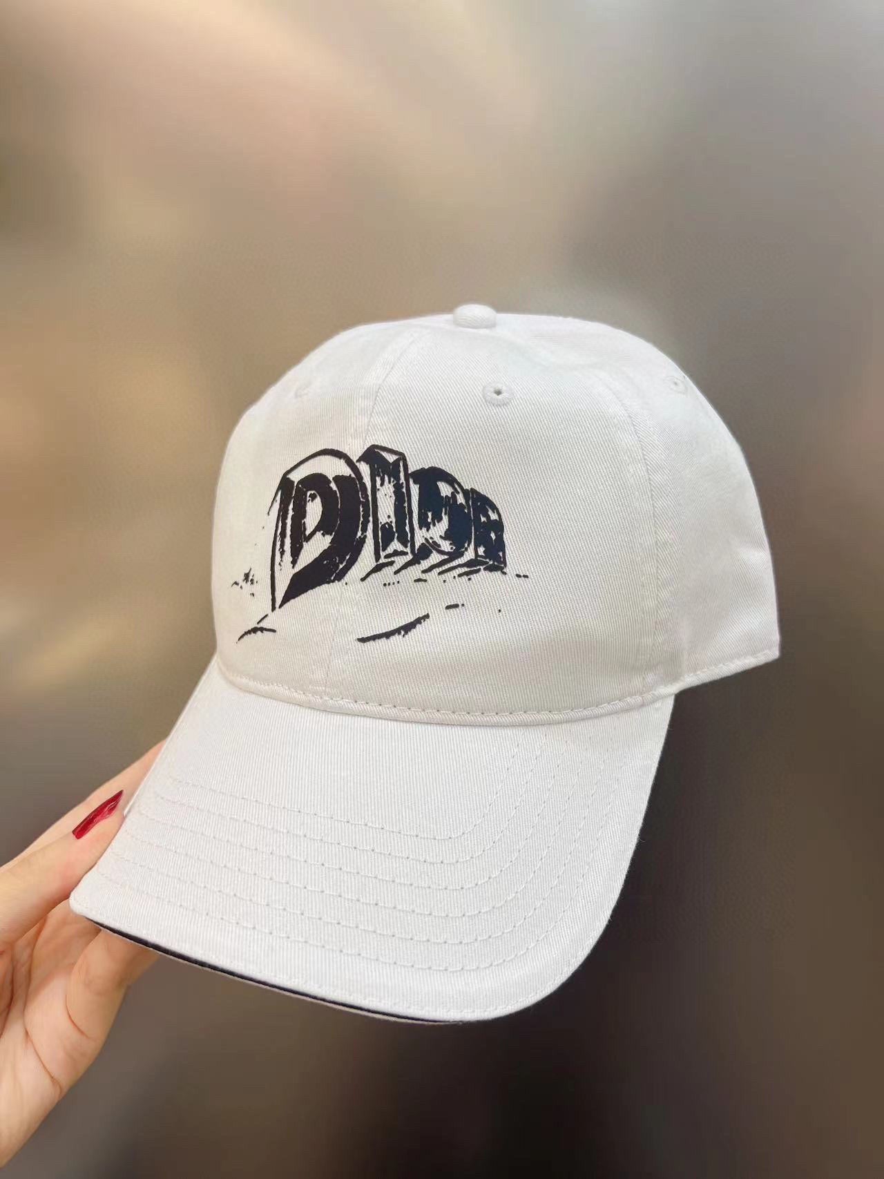 迪D家-官網新款塗鴉Logo棒球帽