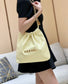小香家-2023春夏新款 22BAG 小號 小雞黃 上身圖