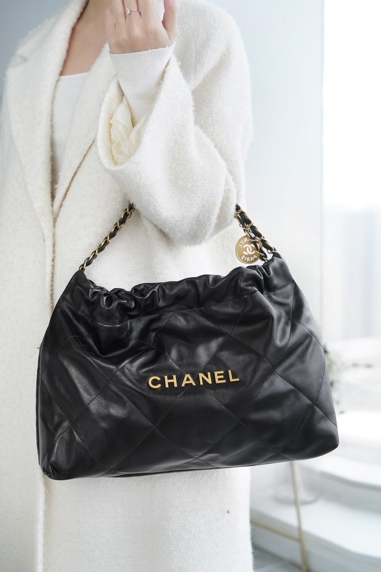 小香家-Chanel 22號手袋 橫版 黑金色