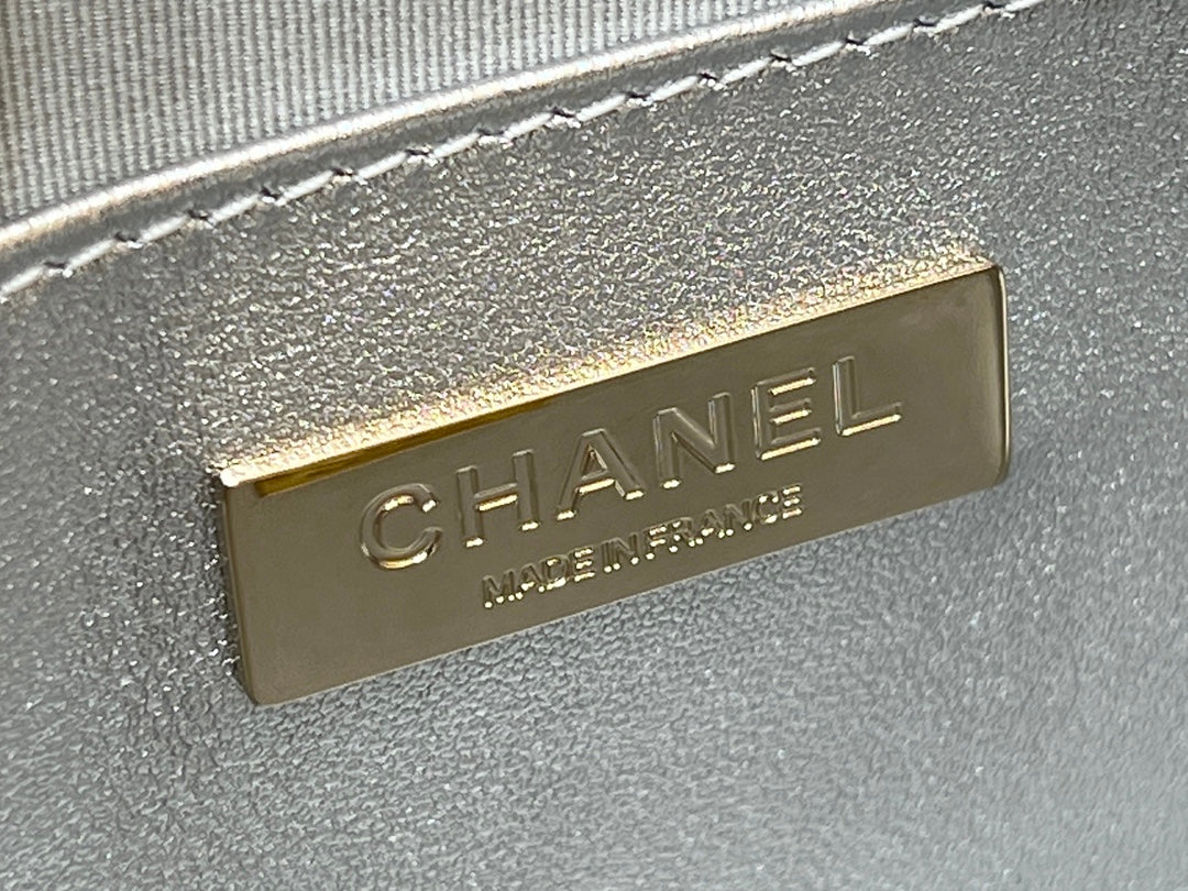 小香家-Chanel 24c 早春度假系列限量版 星星包 銀色