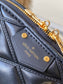 M23666 路L家-Nicolas Ghesquiere 貝殼包 黑色