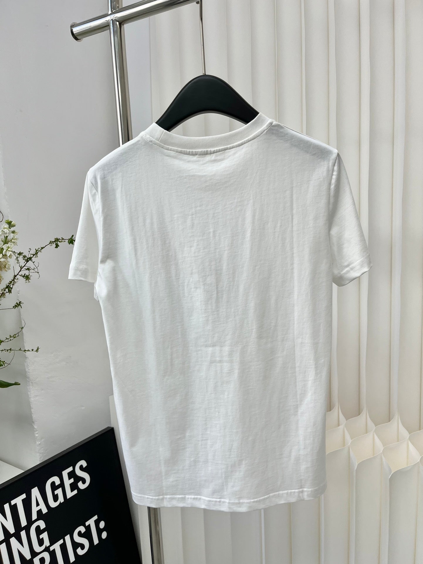 克羅C-2403 24春夏官網新品刺繡TEE 白色