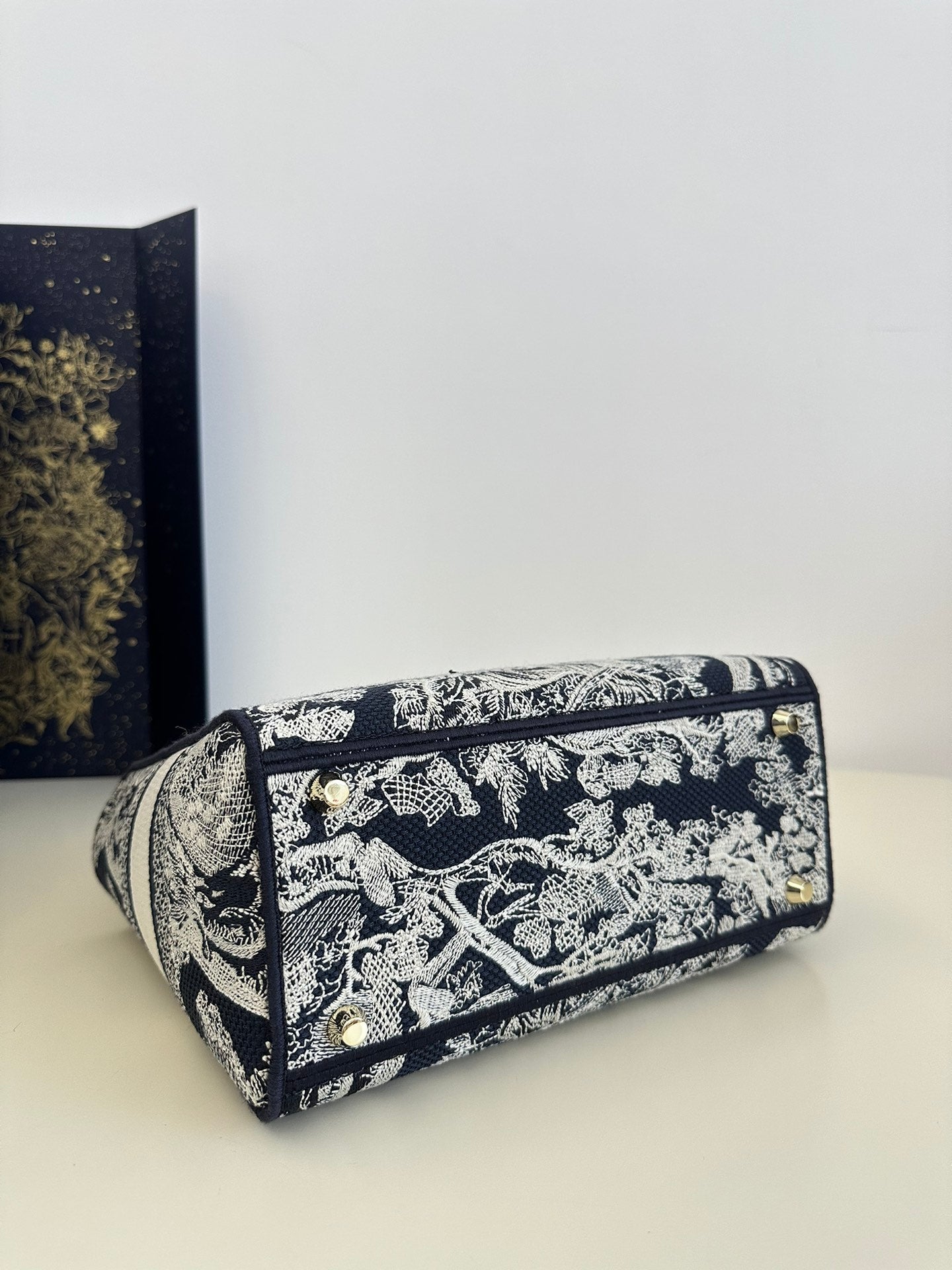 迪D家-Lady 老虎刺繡系列 深藍色 24CM
