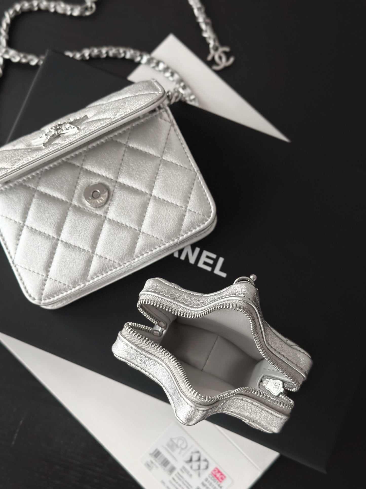 小香家-春夏新款 Chanel 24c 迷你斜跨包 銀色