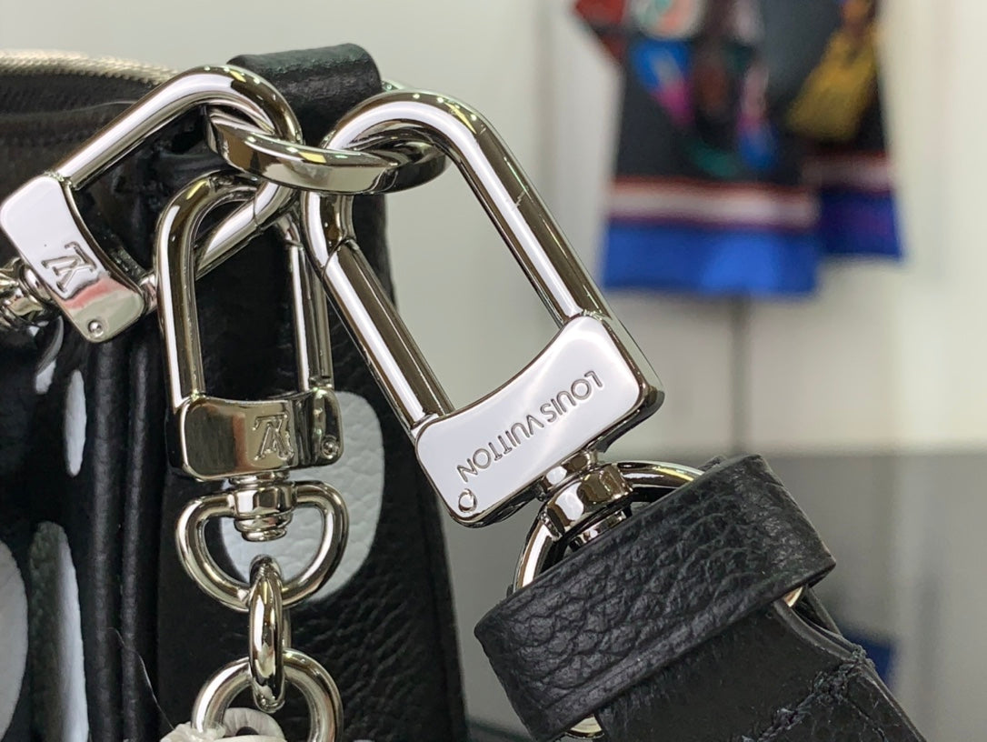 M46410 路L家-LV X YK MULTI POCHETTE ACCESSOIRES 手袋