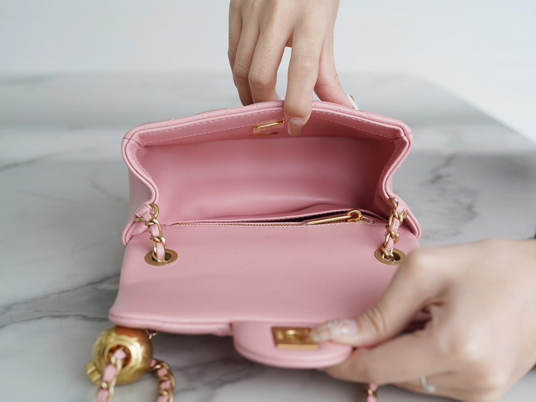 小香家_Chanel 23k 金球方胖子 粉色