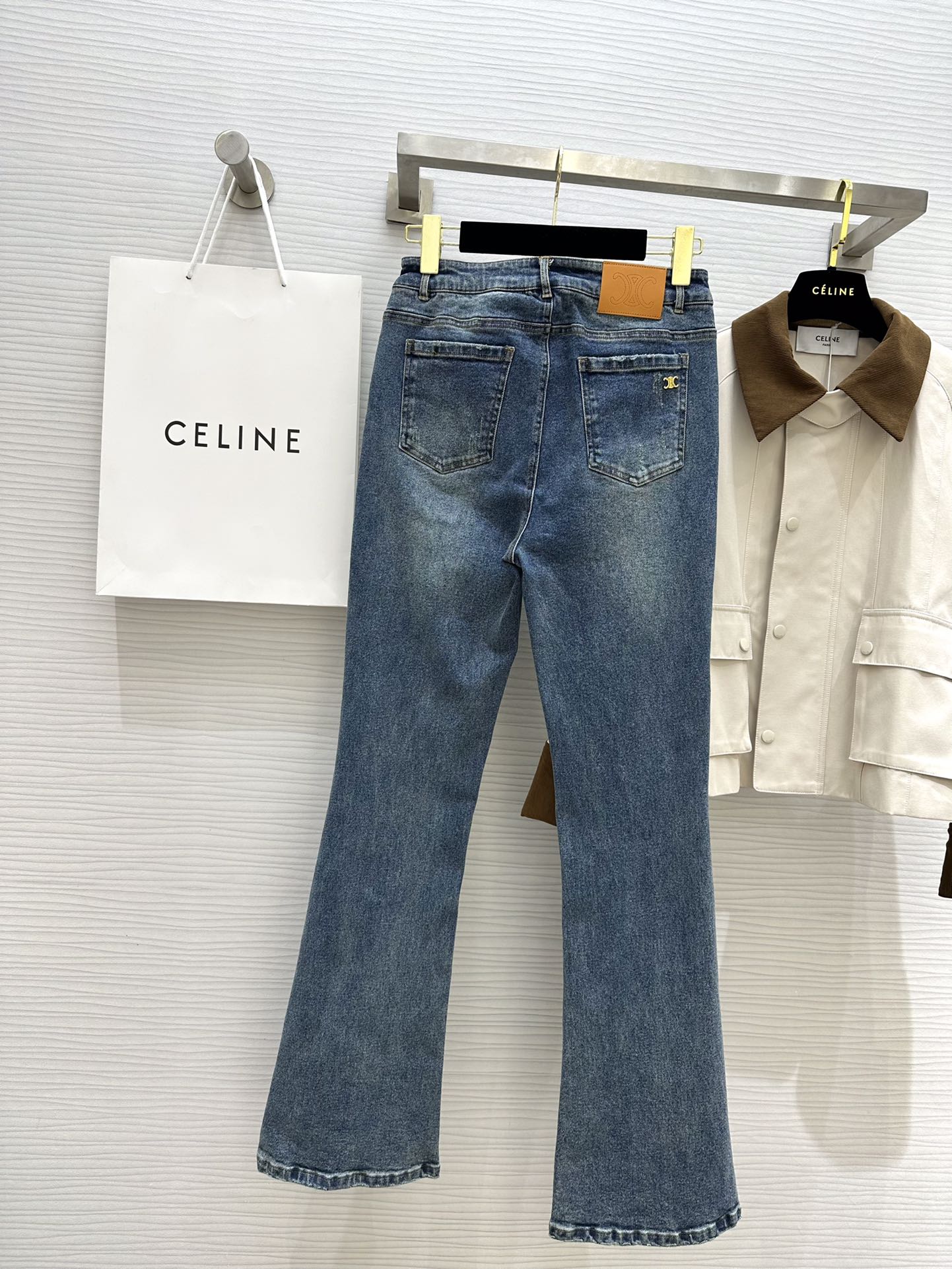 賽C家-2403 24春夏新款洗水微喇牛仔褲 藍色