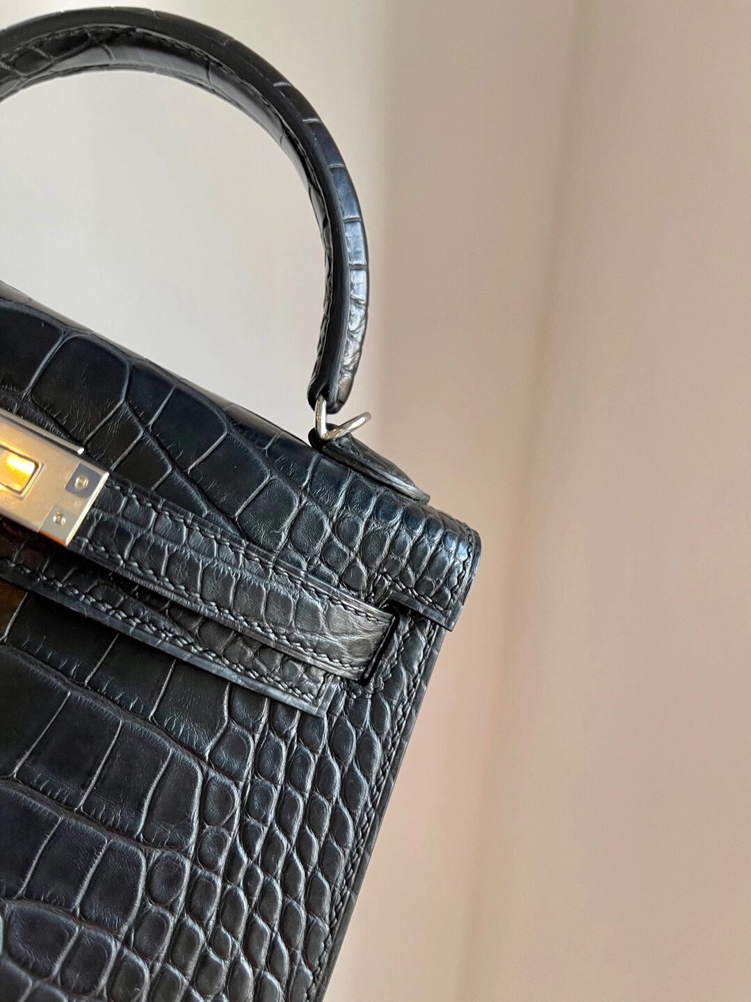 小愛款-Kelly mini 2代  美洲霧面鱷魚 黑色 銀扣