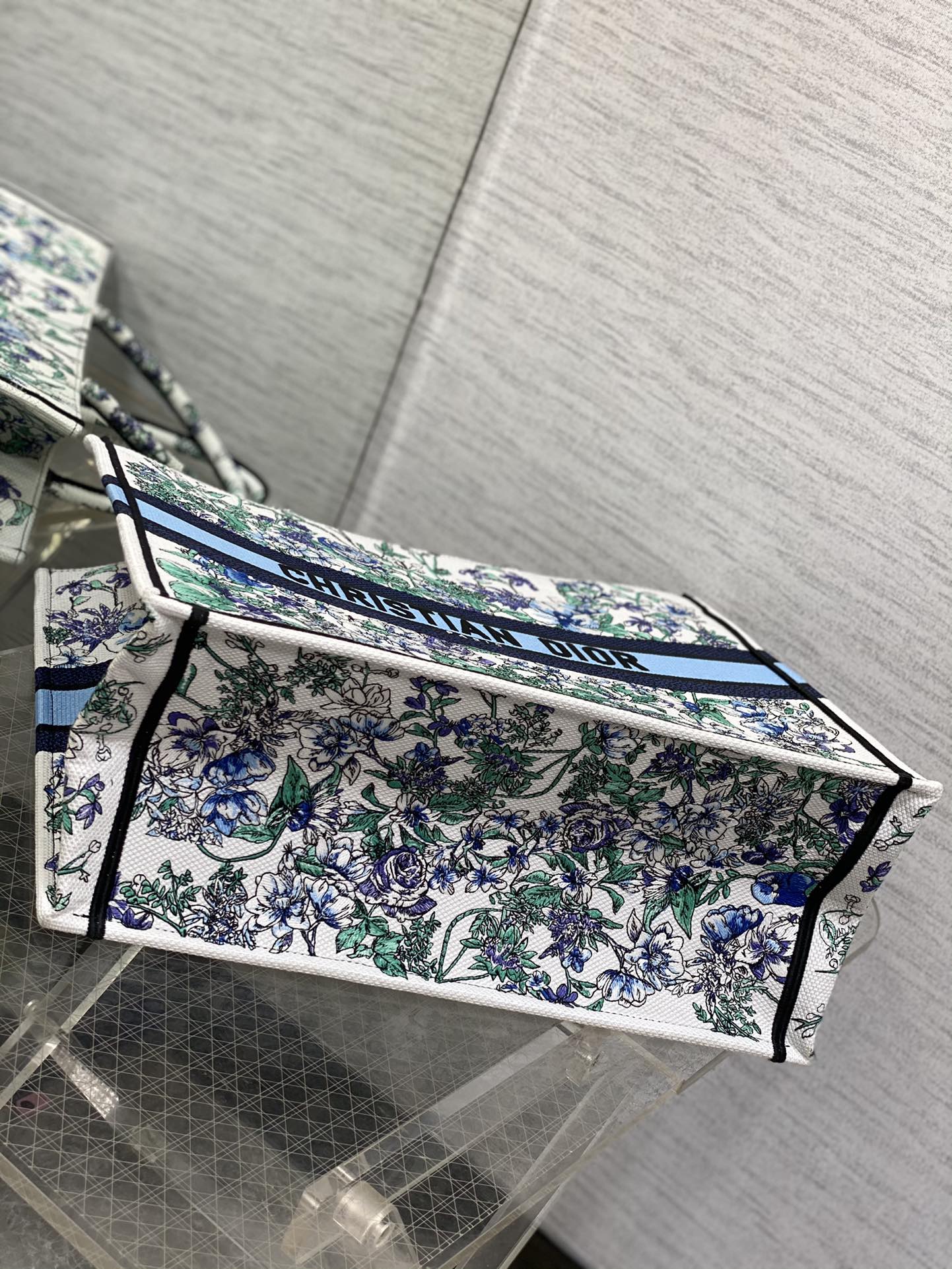 迪D家-Book Tote 2023春夏系列 浪漫花刺繡藍色 大號
