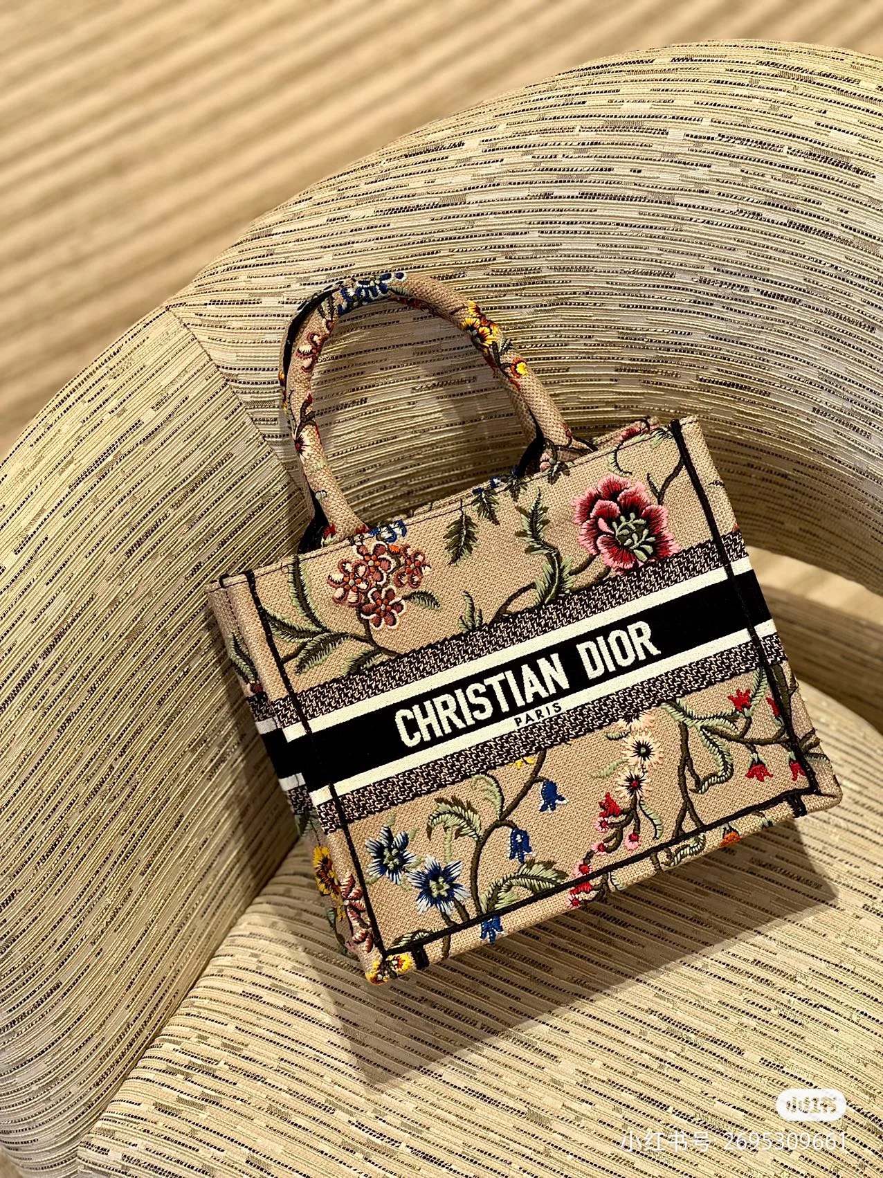 迪D家 Book Tote 刺繡字母粉花 小號26.5cm