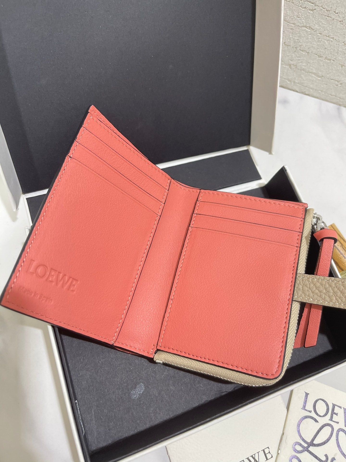 羅L威-compact zip wallet系列短夾 淡綠色