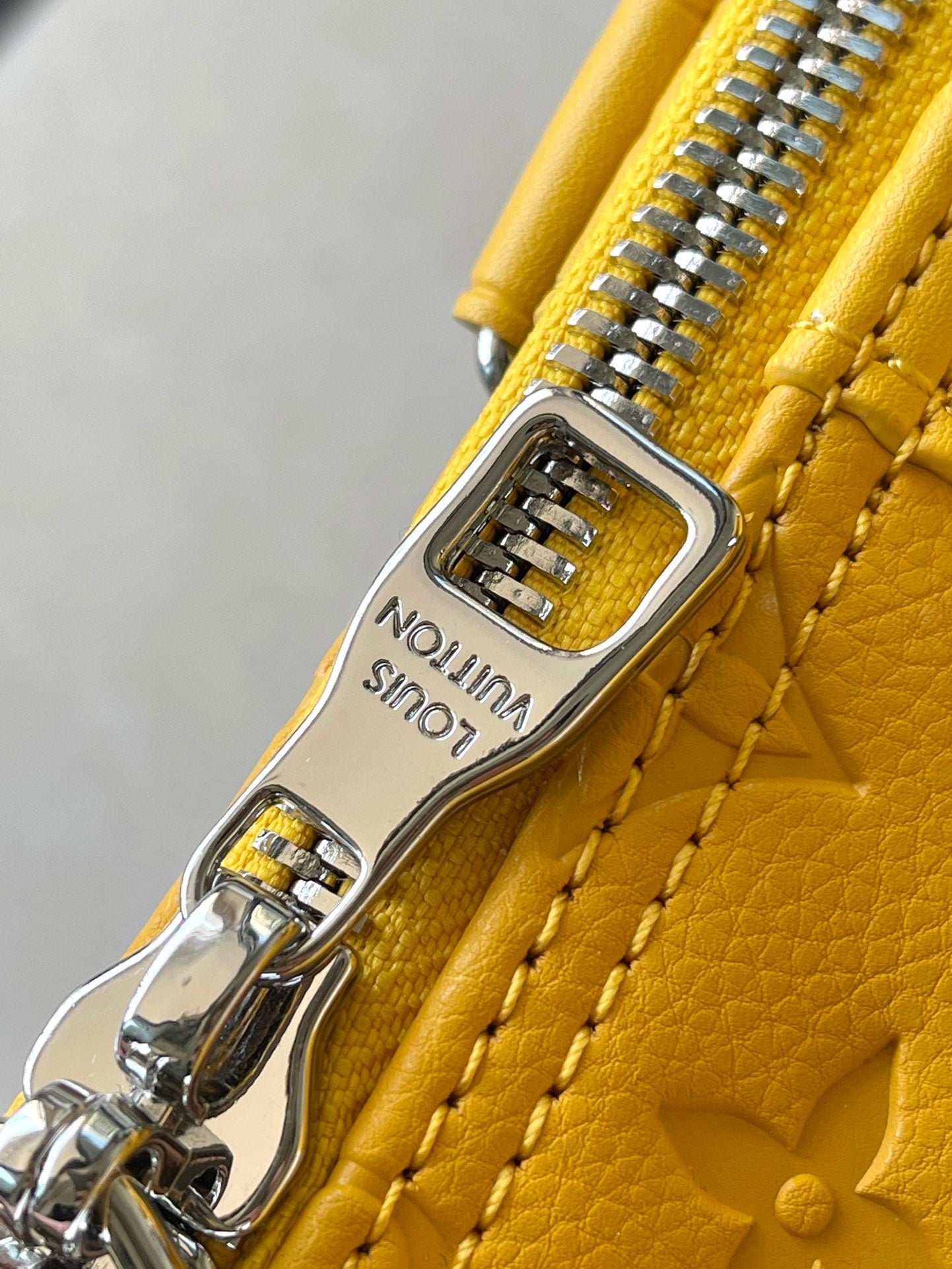M23748 路L家-Keepall Bandoulière 旅行袋 黃色