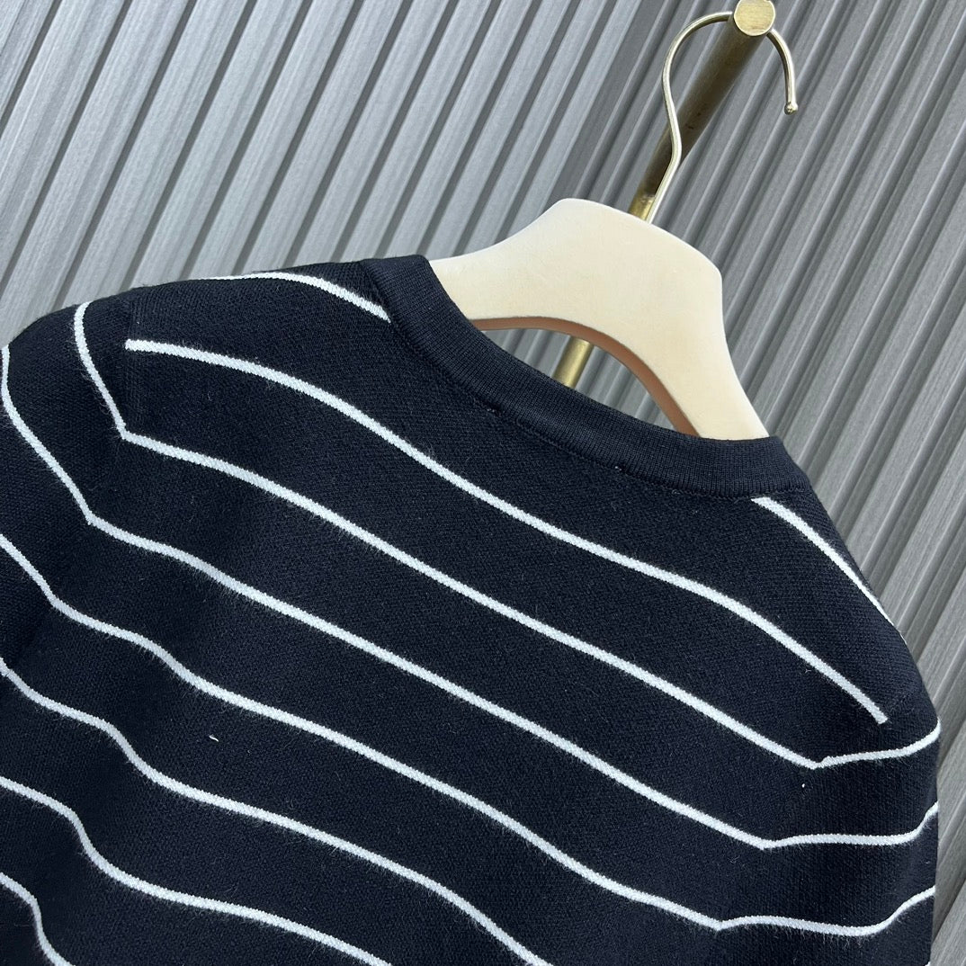 穆M家-2404 24新品上架圓領條紋短袖TEE 黑色
