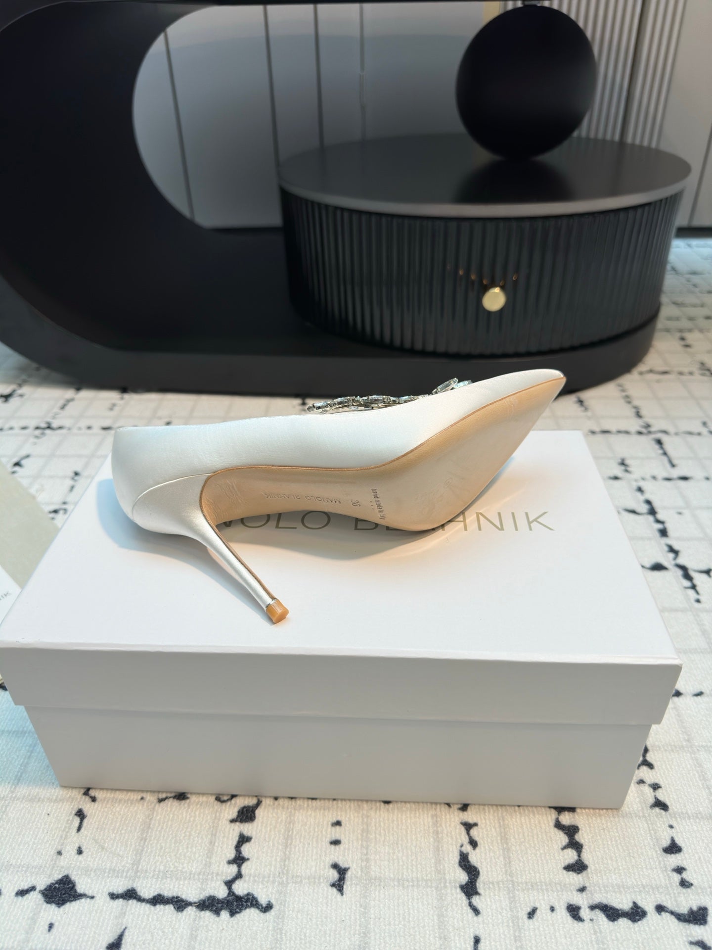 Manolo Blahnik-2024 高跟鞋 白色