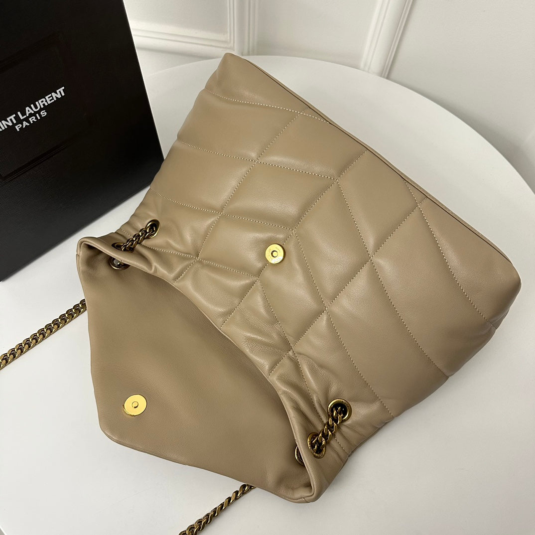 聖Y羅-Loulou Puffer 35cm 絎縫小羊皮雲朵包 奶茶色