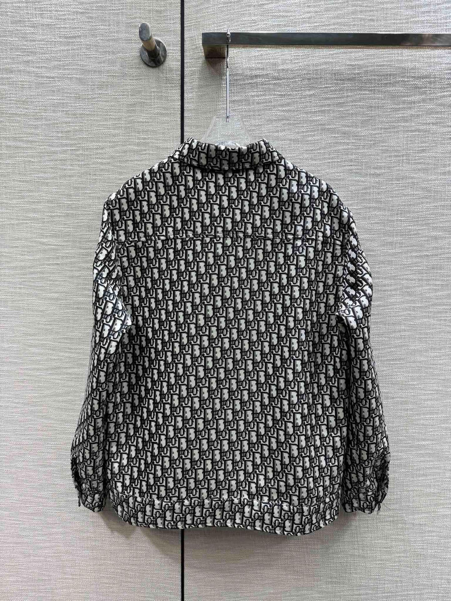 迪D家-2403 經典老花logo夾克外套 黑白