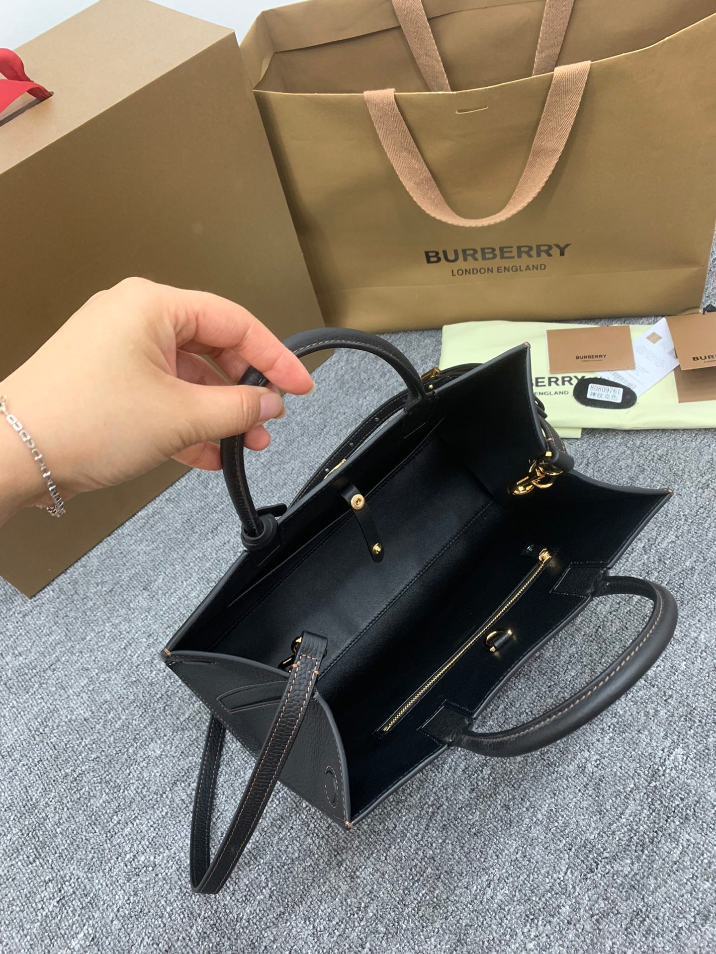 巴B家-Frances 粒紋皮革托特包 黑色 32CM