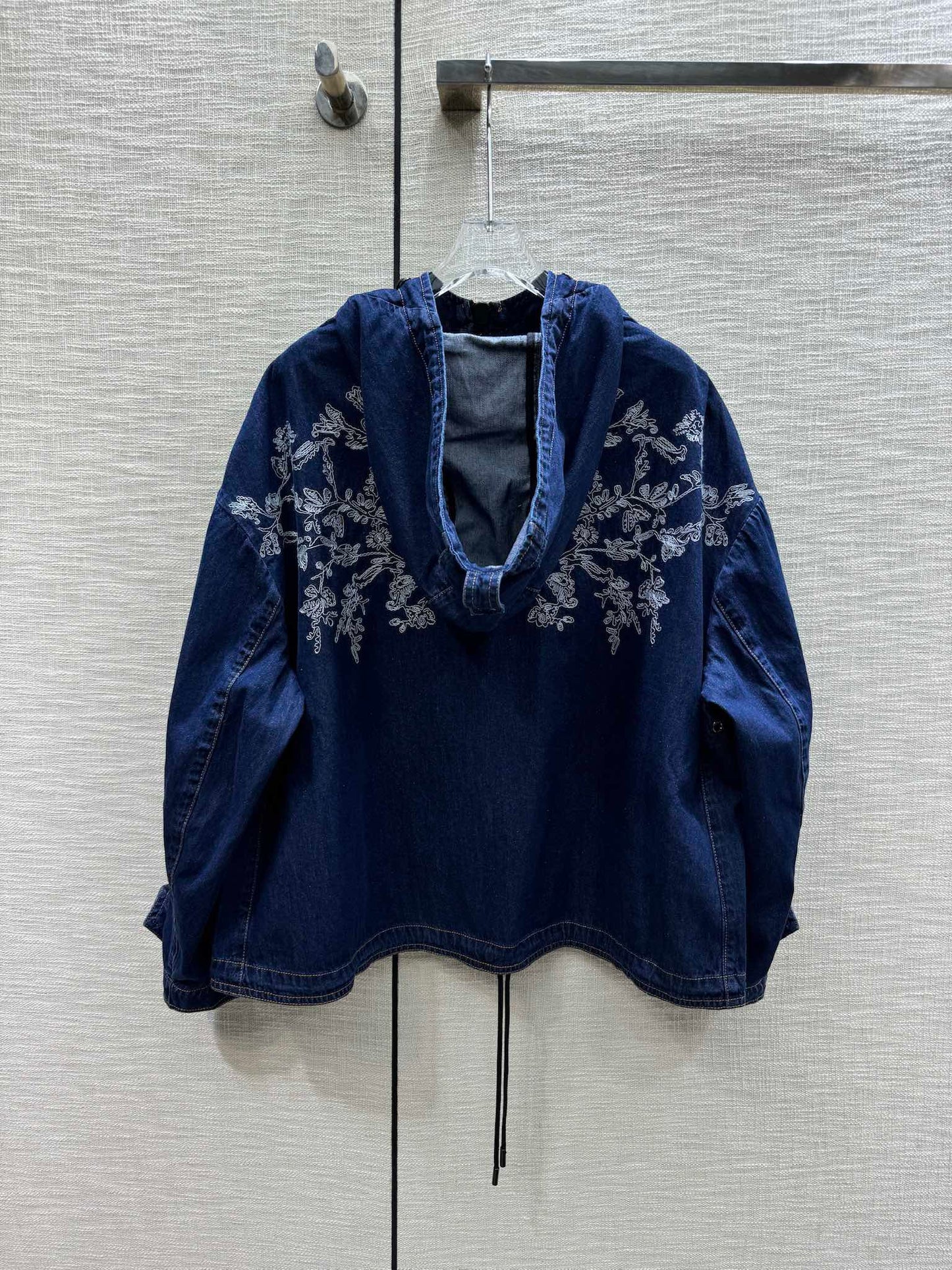 迪D家-2403 刺繡牛仔連帽衛衣