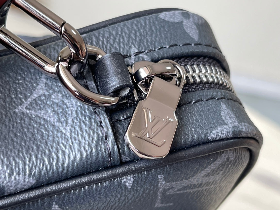 M82770 路L家-Nano Porte Documents Voyage手袋 黑色男款