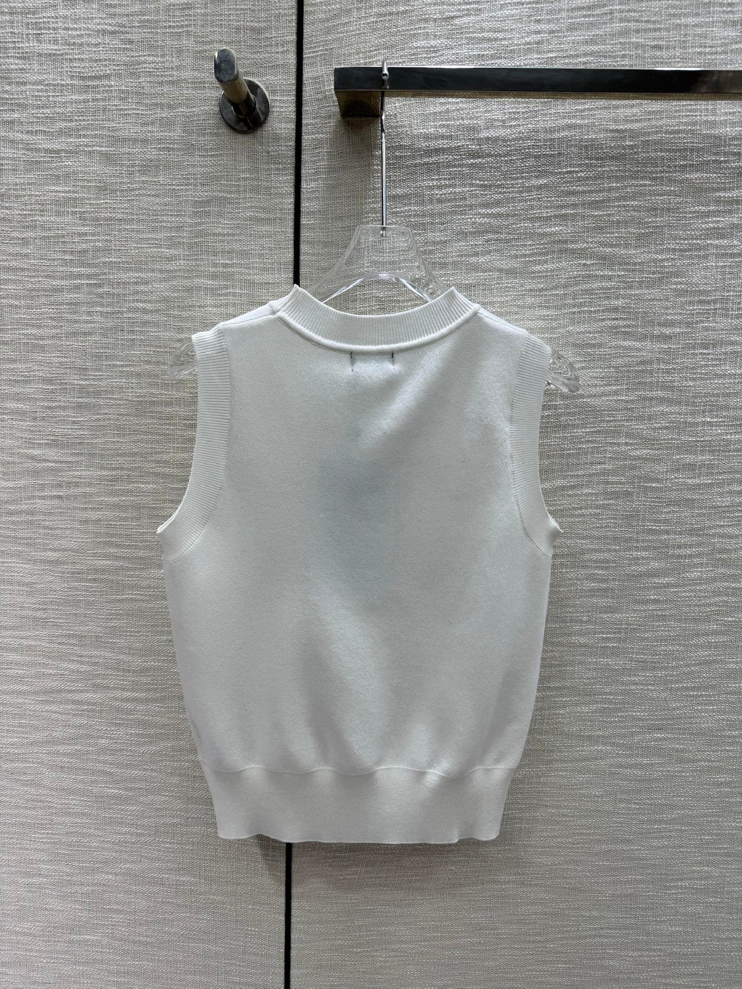 小香家-2403 刺繡針織背心 白色
