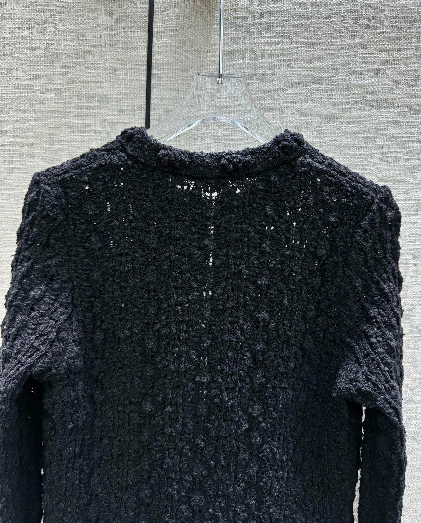 小香家-2403 24早春最新系列鏤空絞花針織開襟衫 黑色