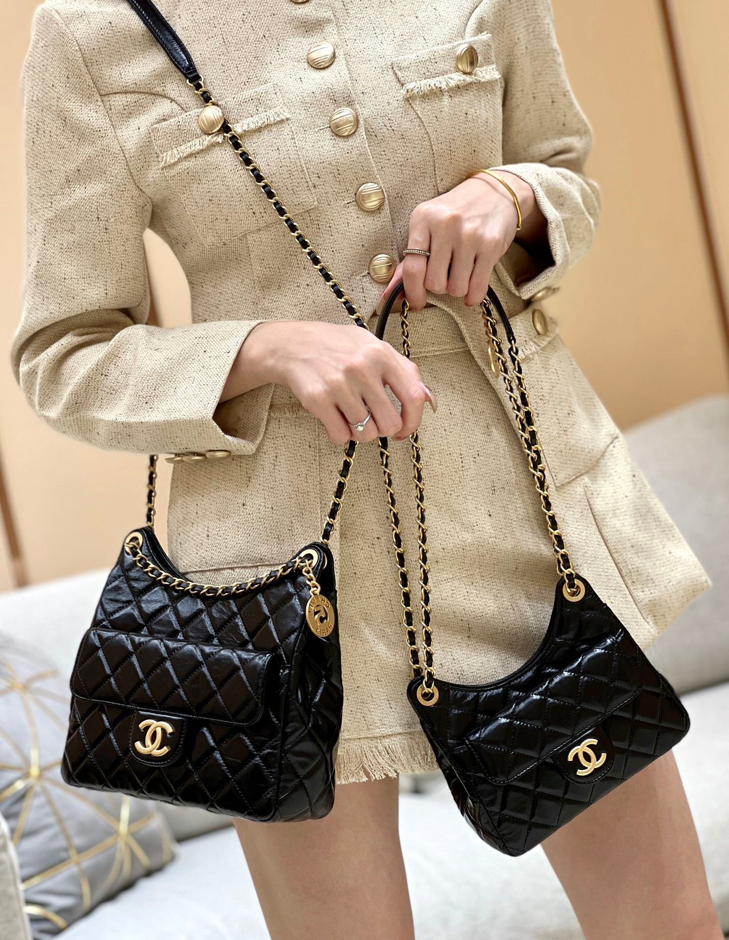 小香家-Chanel Hobo 23c早春款 油蠟皮黑色 大號