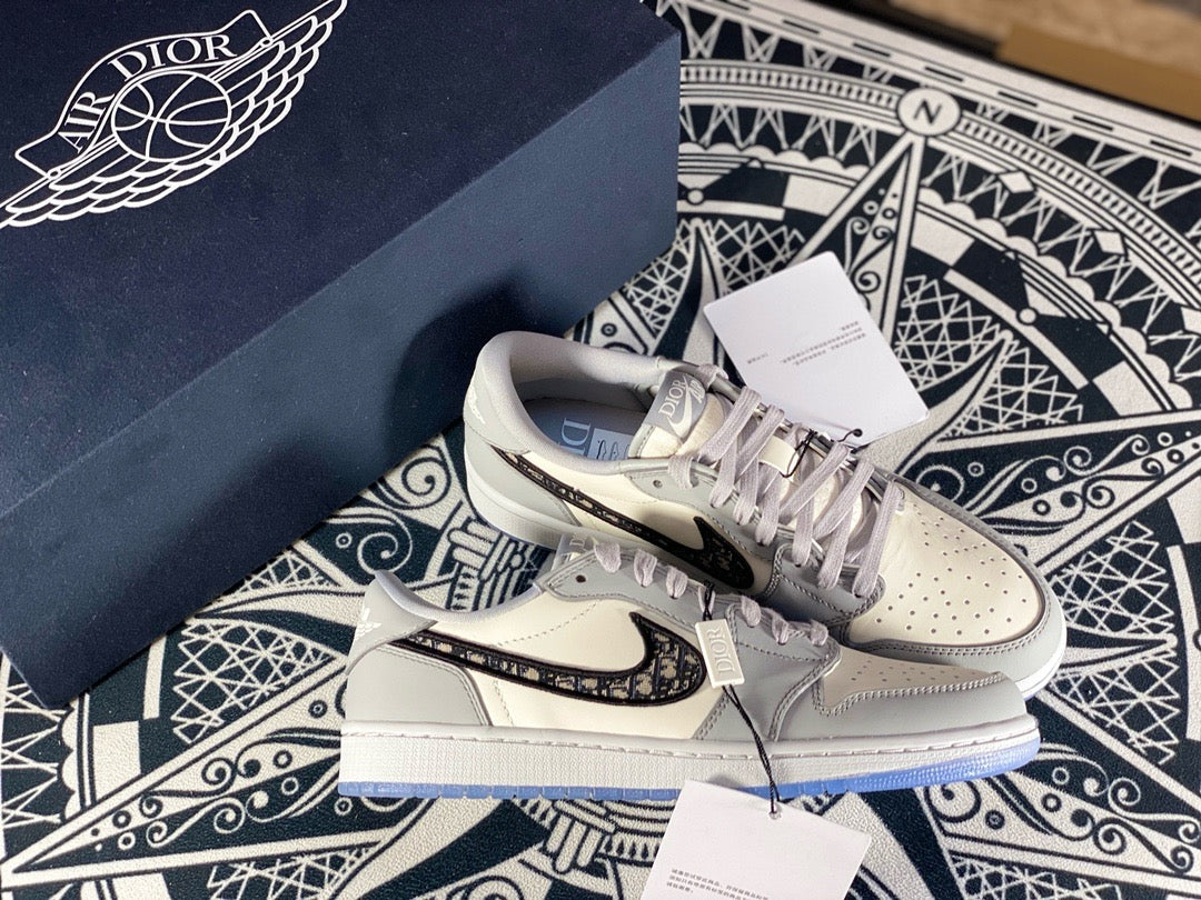 NIKE鞋子-AJ1 Dior聯名款男款 44碼