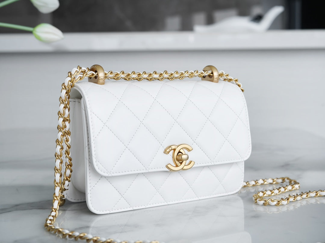 小香家-Chanel 24c雙金球 CF 白色