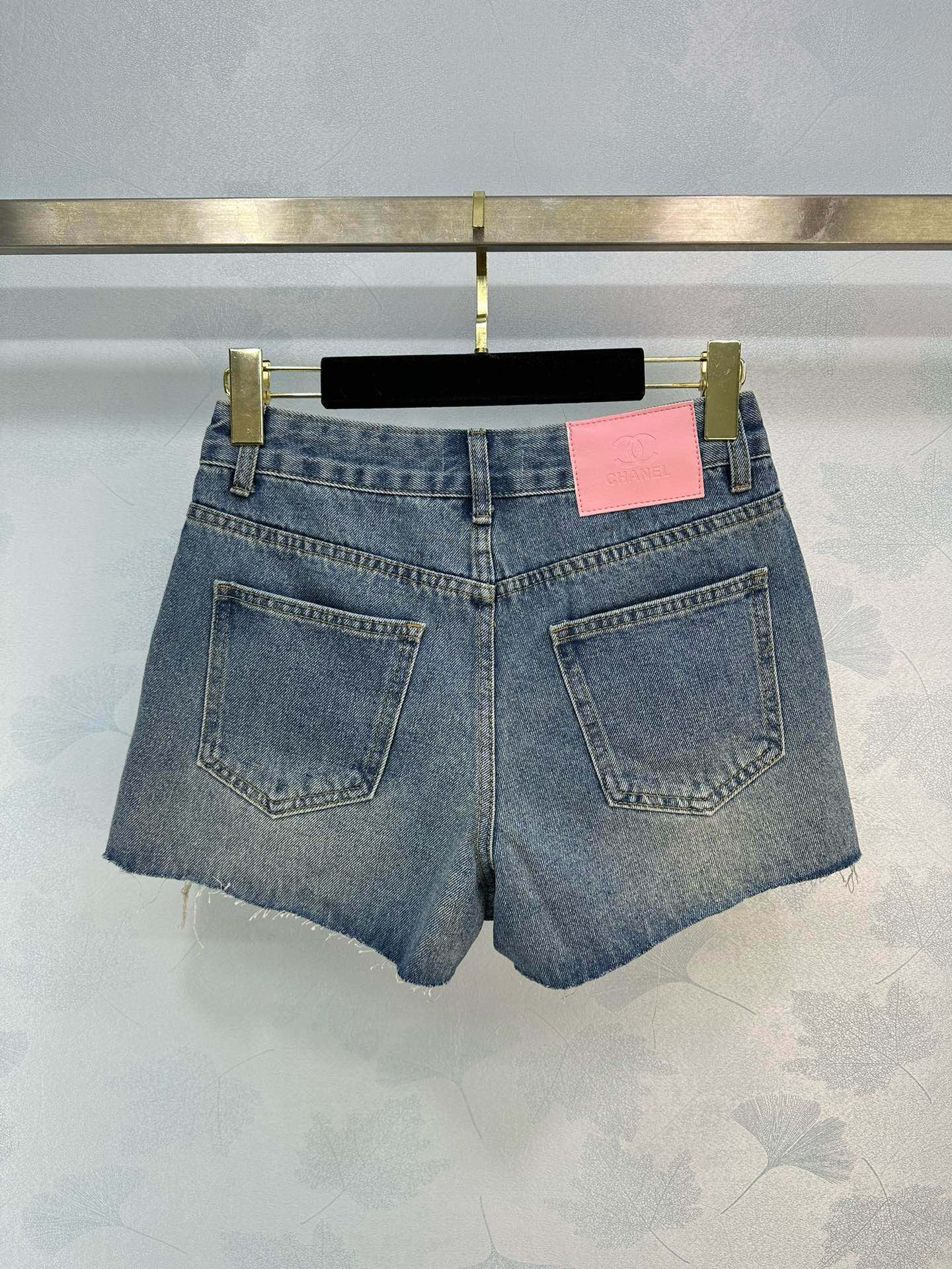 小香家-2403 夏季新款彩色刺繡牛仔磨毛短褲