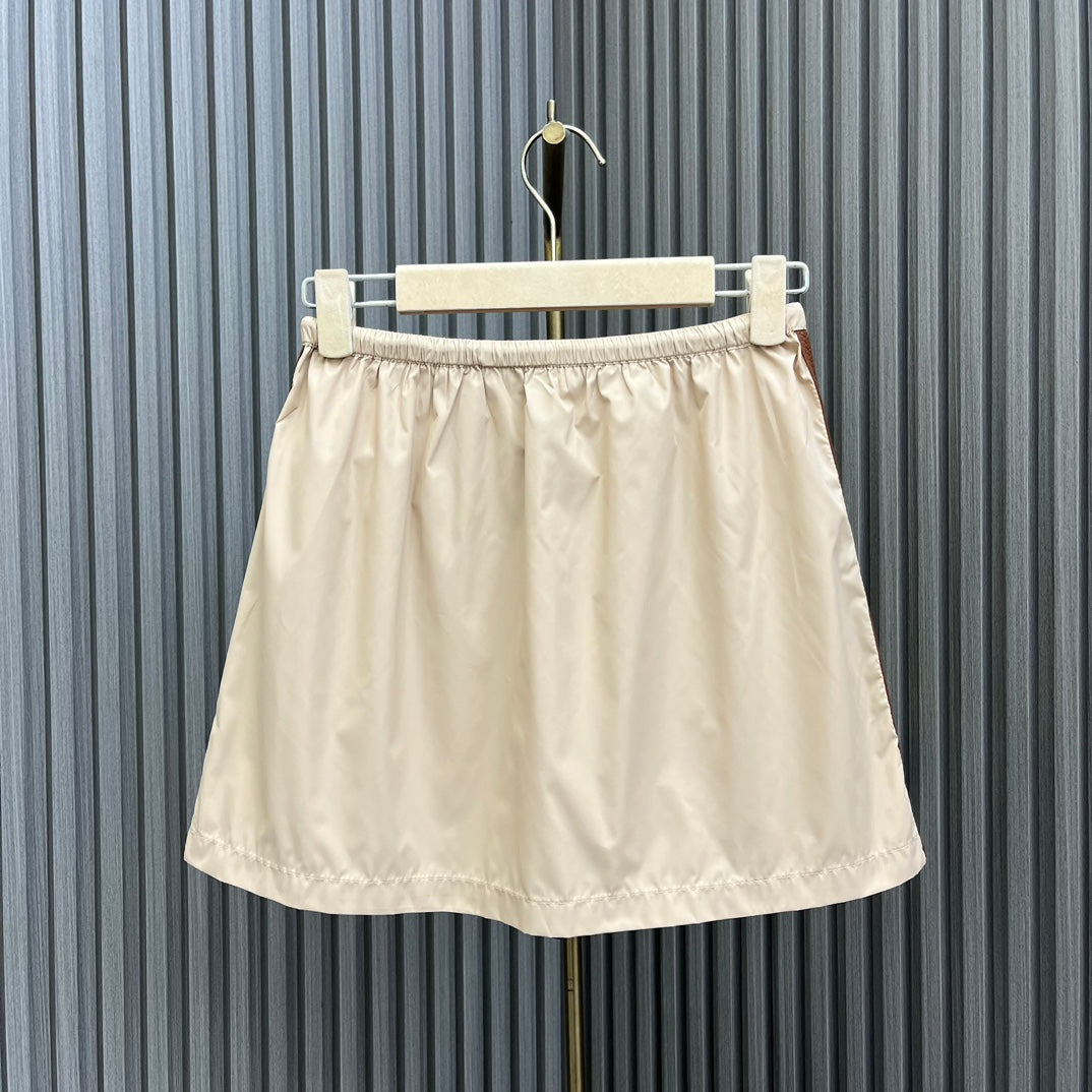 穆M家-2404 24新品薄款尼龍連帽套裝 卡其色