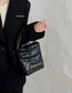 小香家-2023春夏新款 22BAG Mini 黑銀色 上身圖