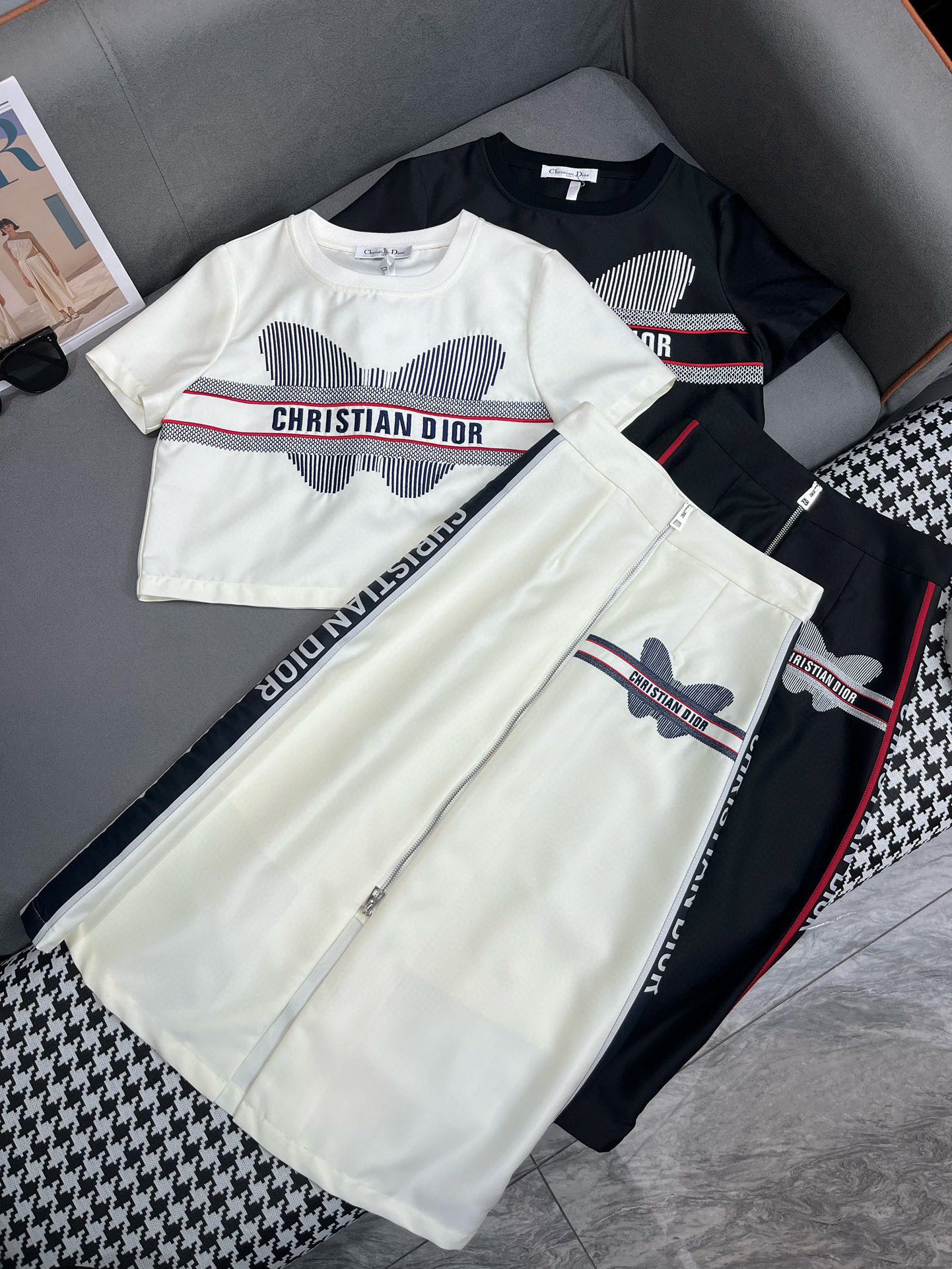 迪D家-2403 24SS夏季新款蝴蝶圖案繡花半身裙套裝 白色