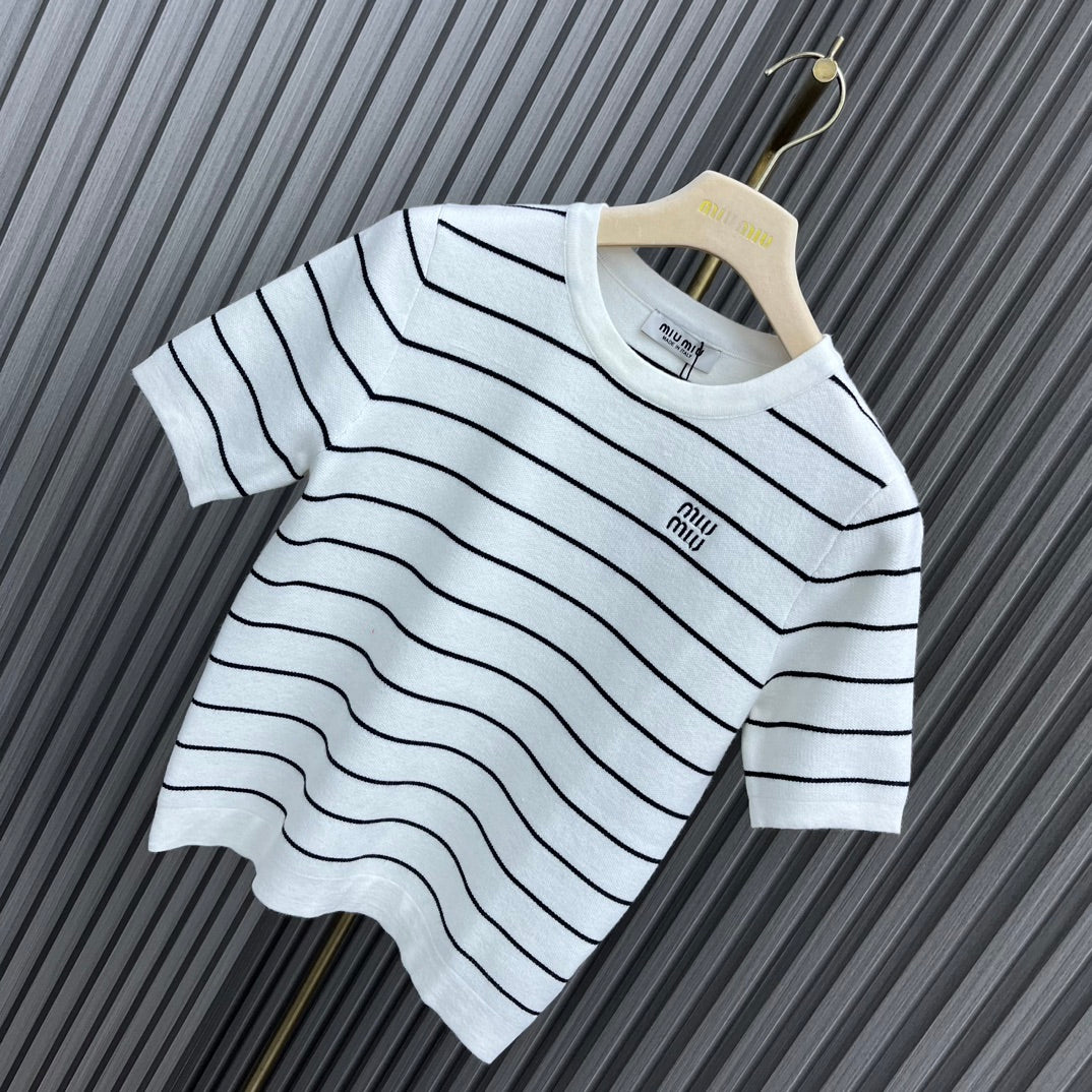 穆M家-2404 24新品上架圓領條紋短袖TEE 白色