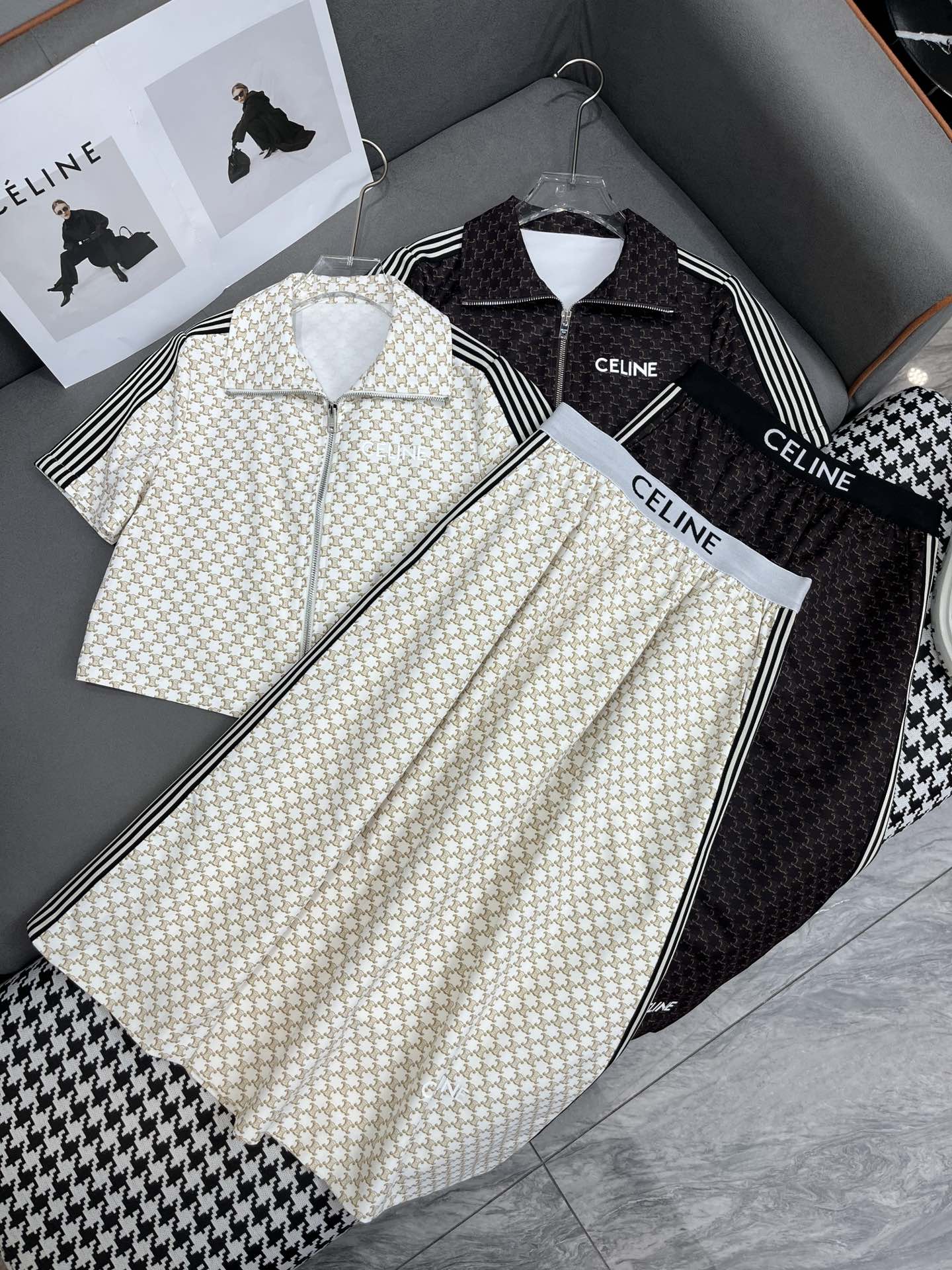 賽C家-2404 24SS春夏新款拉鍊翻領上衣半身裙套裝 黑色
