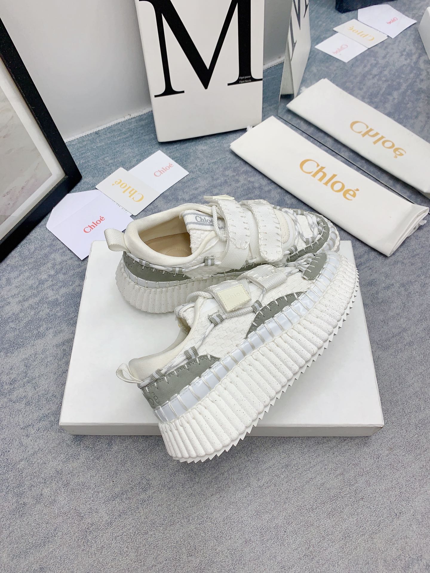 克羅C-Nama sneaker彩虹系列 魔鬼氈運動鞋 白色