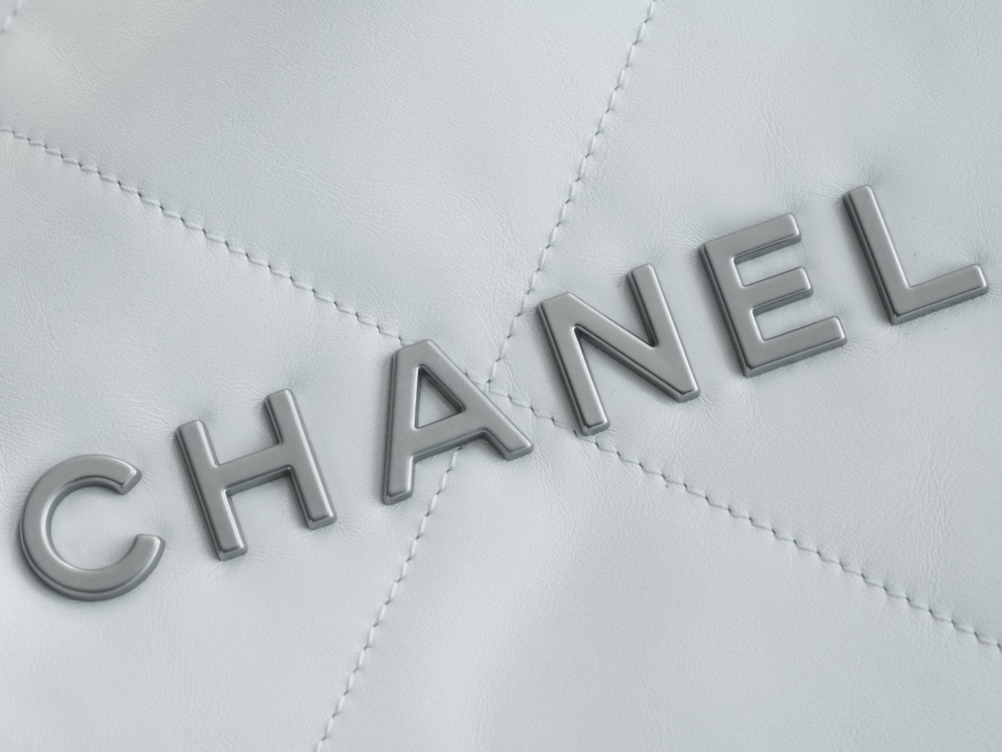 小香家-Chanel 22號手袋 白銀色中號