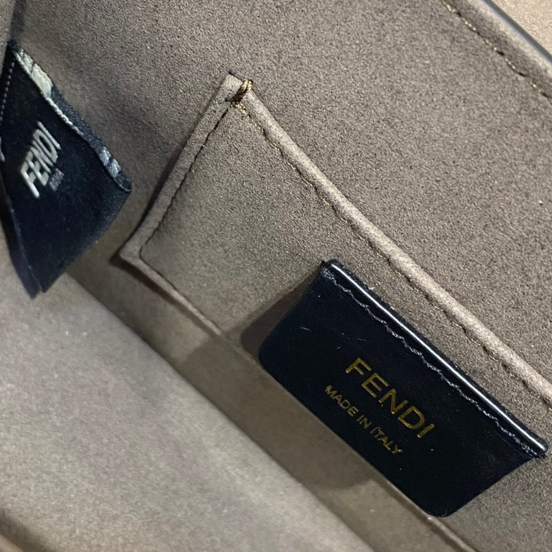 芬F家-F系列 牛皮鍊條包 小號 棕色