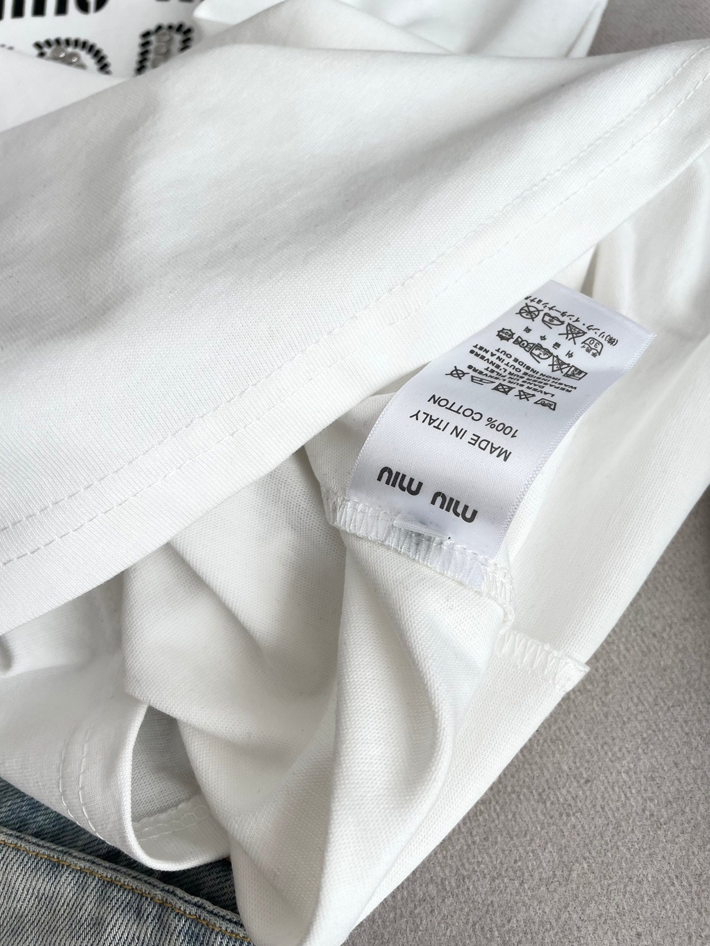 穆Ｍ家-2404 撞色燙鑽工藝寬鬆棉短袖Tee