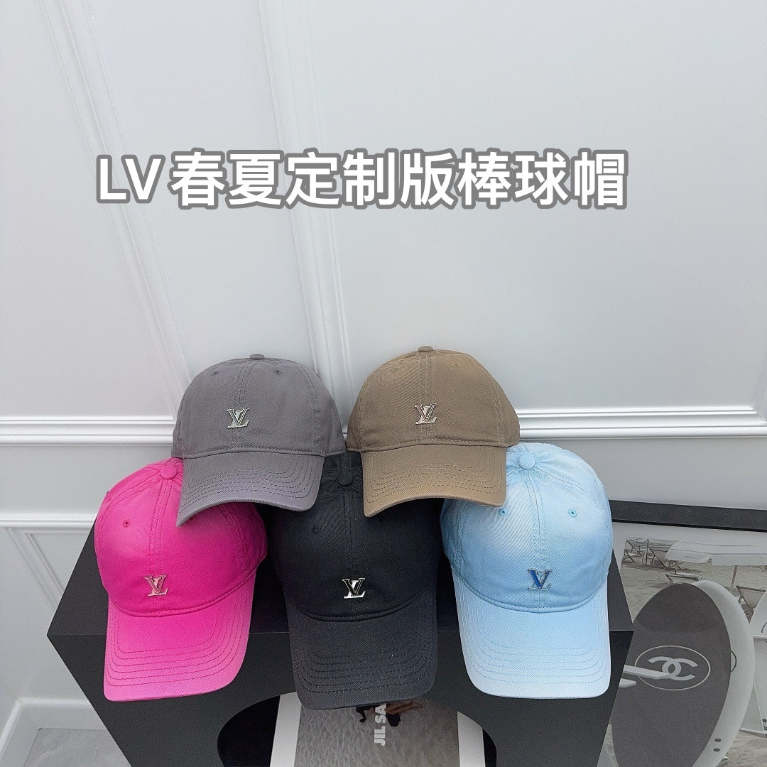 路L家-新款 素色Logo鴨舌帽