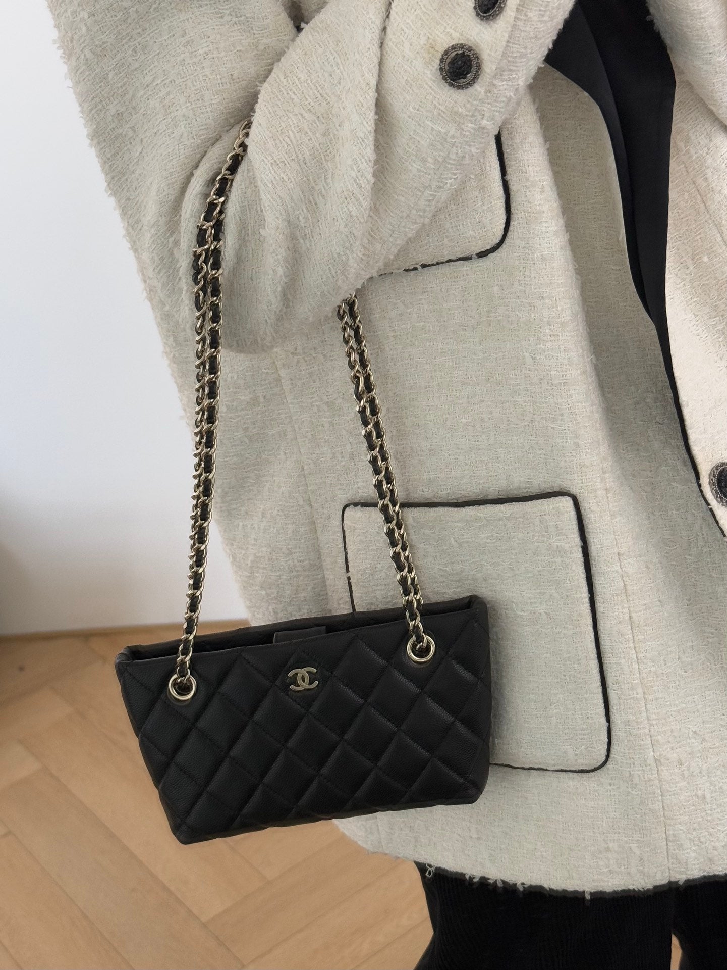 小香家-25C Mini Tote 黑色(內裡暗紅)