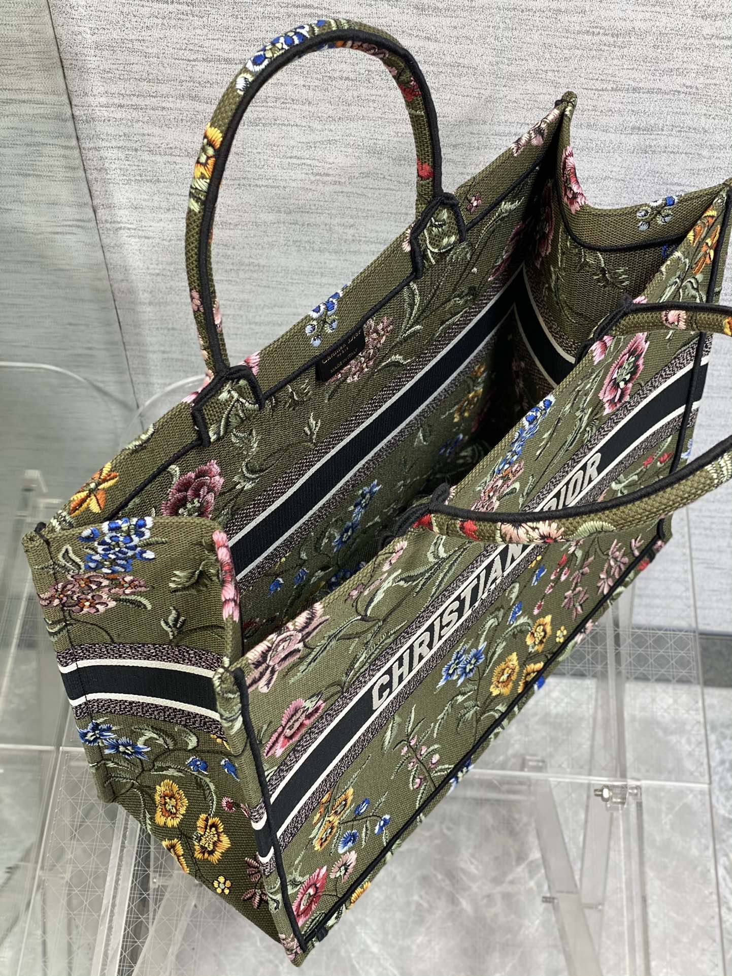 迪D家 Book Tote 刺繡字母軍綠花 大號41.5cm