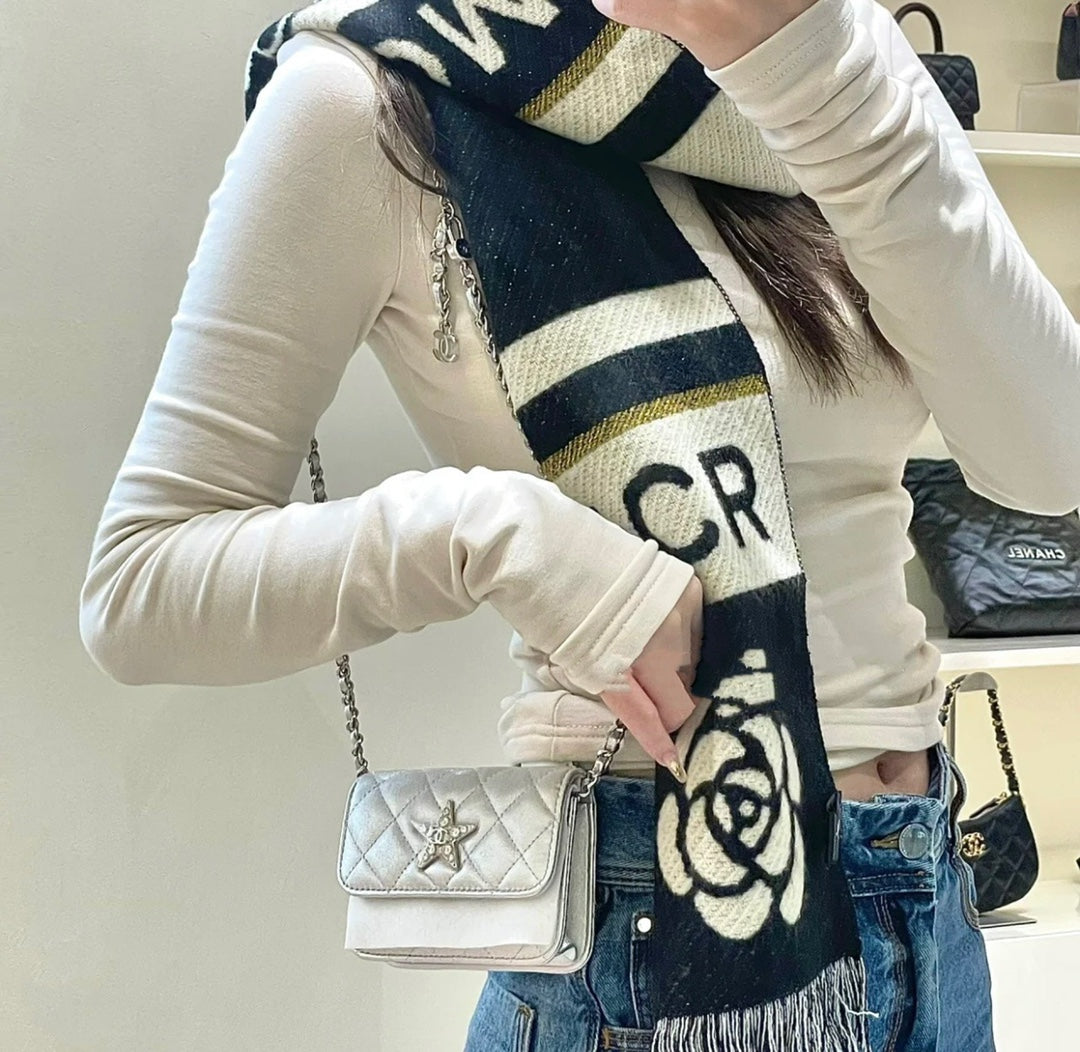小香家-春夏新款 Chanel 24c 迷你斜跨包 銀色