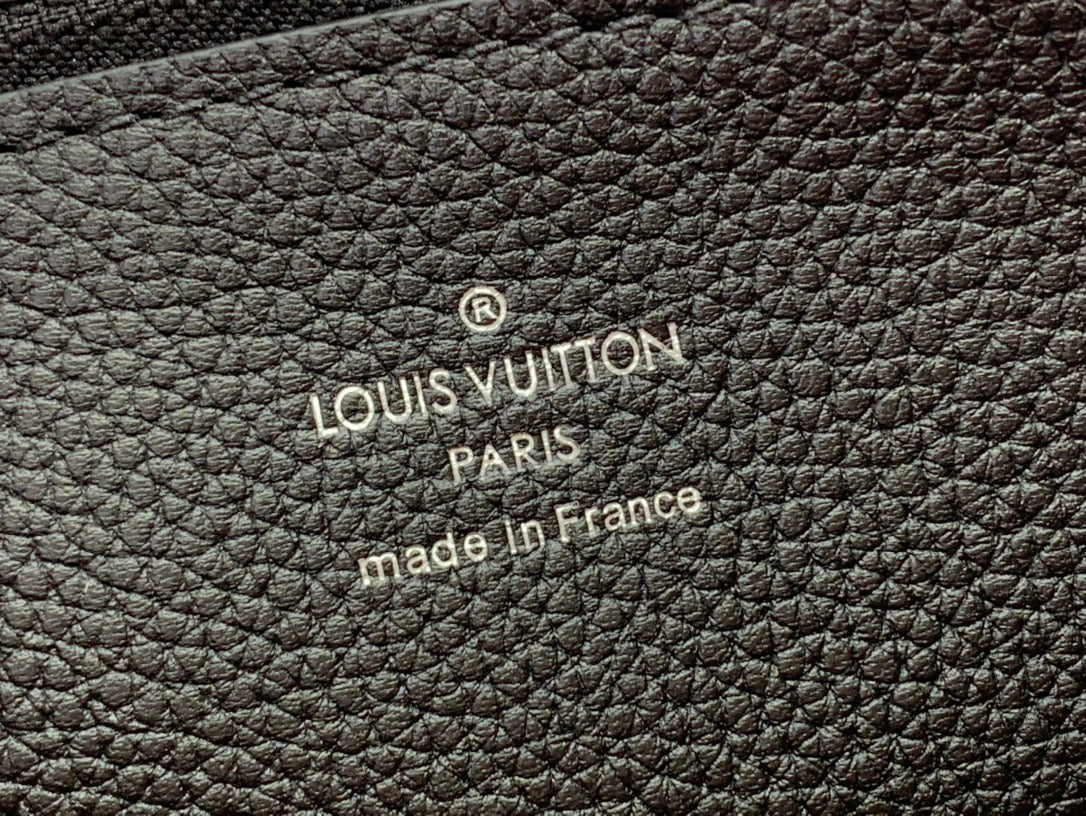 M59200 路L家-Bella Tote 手袋