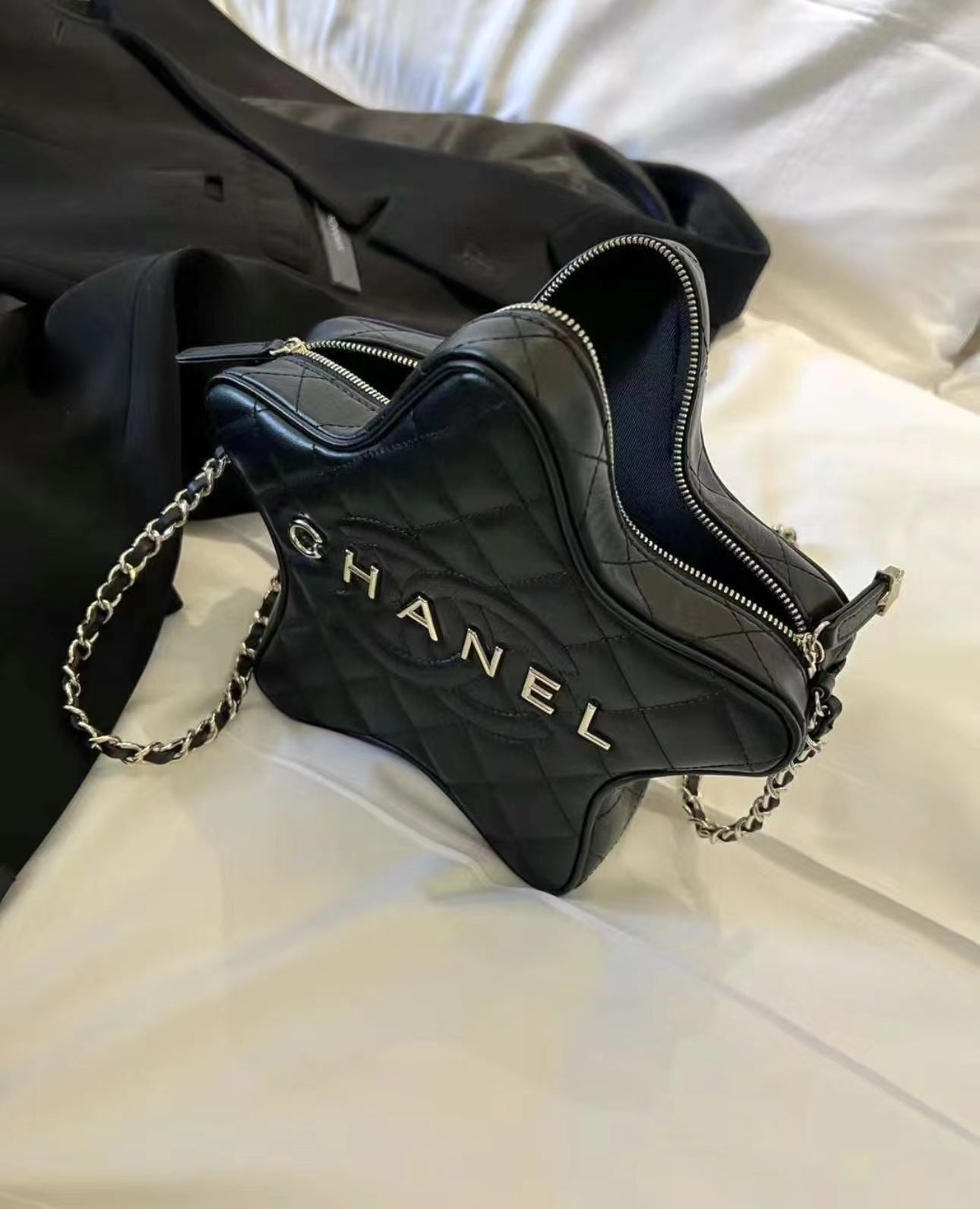小香家-Chanel 24c 早春度假系列限量版 星星包 黑色